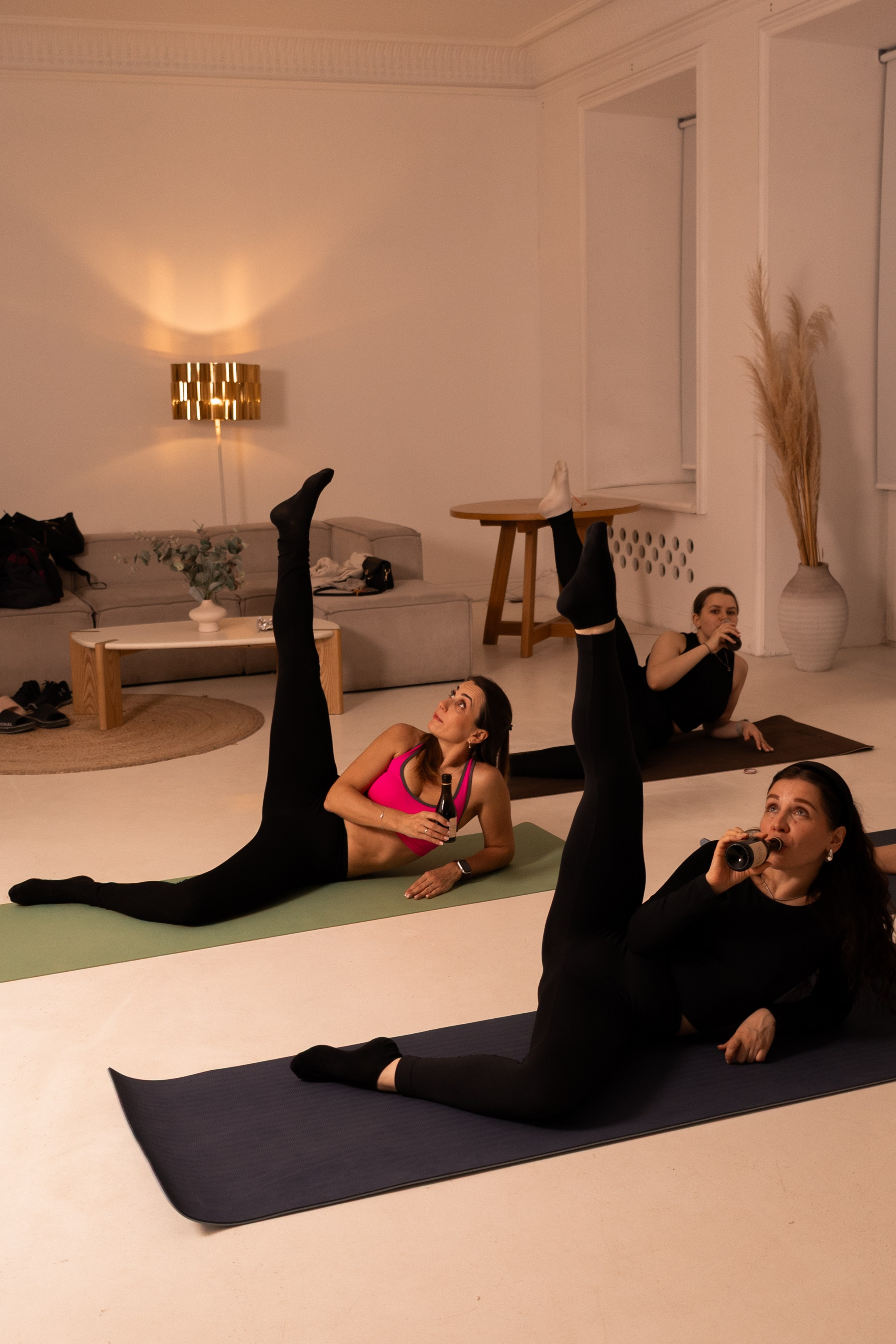 Новогоднее занятие по растяжке. Фотограф в Санкт-Петербурге Смирнова Диана