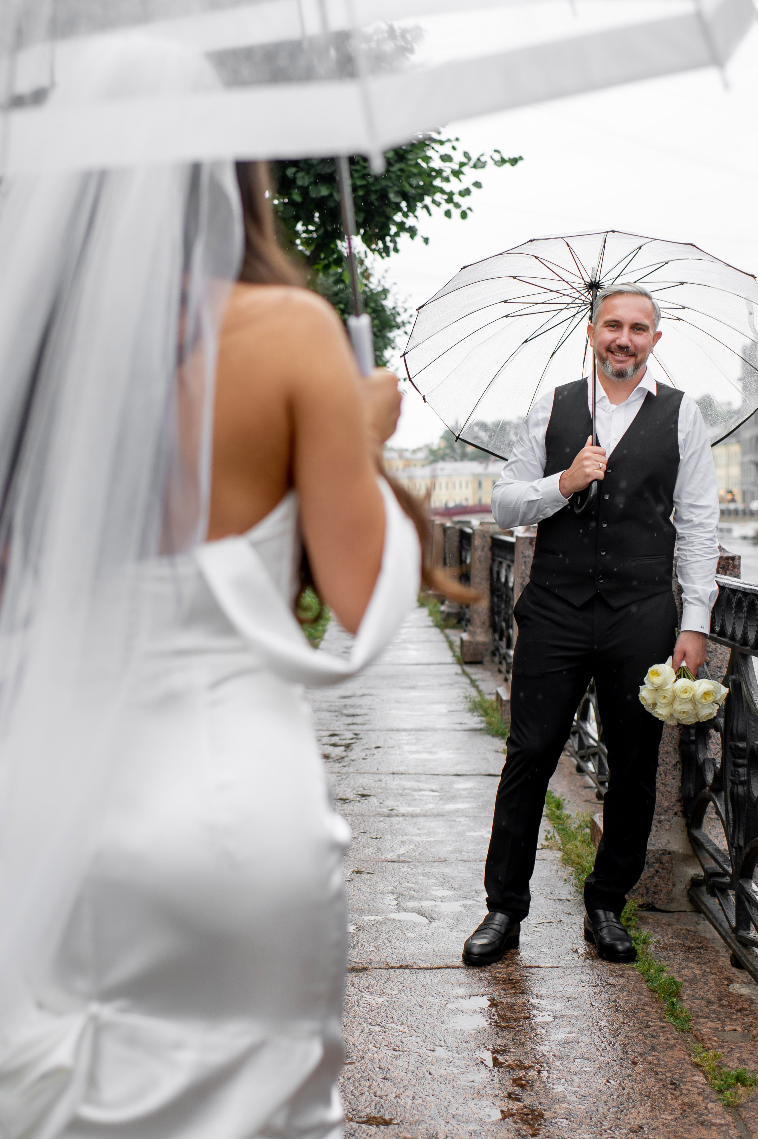 Классическая свадебная фотосессия Аины и Антона по самым красивым местам для свадебной прогулки в Санкт-Петербурге. Портретный, семейный и свадебный фотограф в Санкт-Петербурге и в Пушкине Ширяев Денис