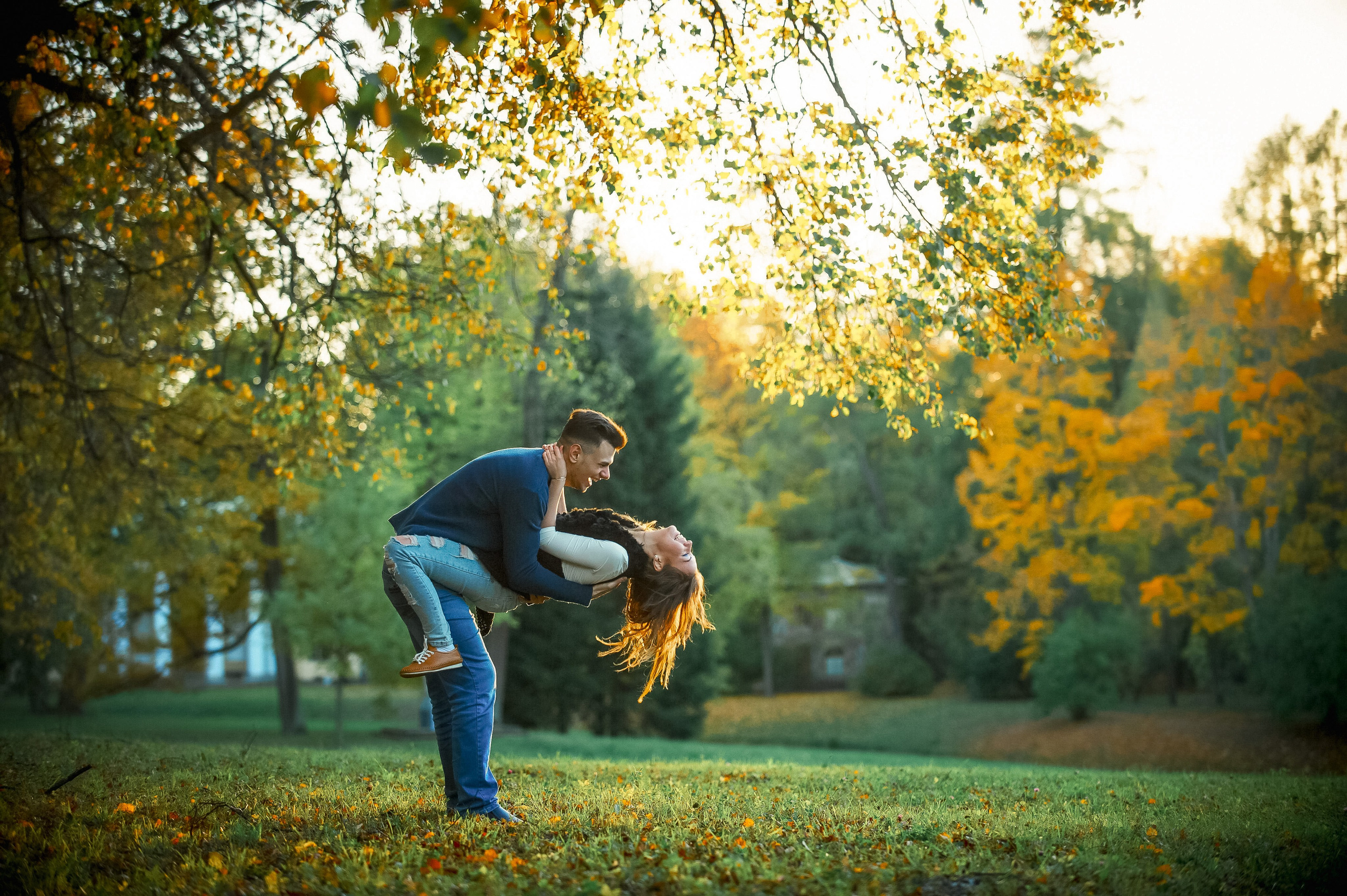 Love story в Пушкине в Екатерининском и Александровском парке. Портретный, семейный и свадебный фотограф в Санкт-Петербурге и в Пушкине Ширяев Денис