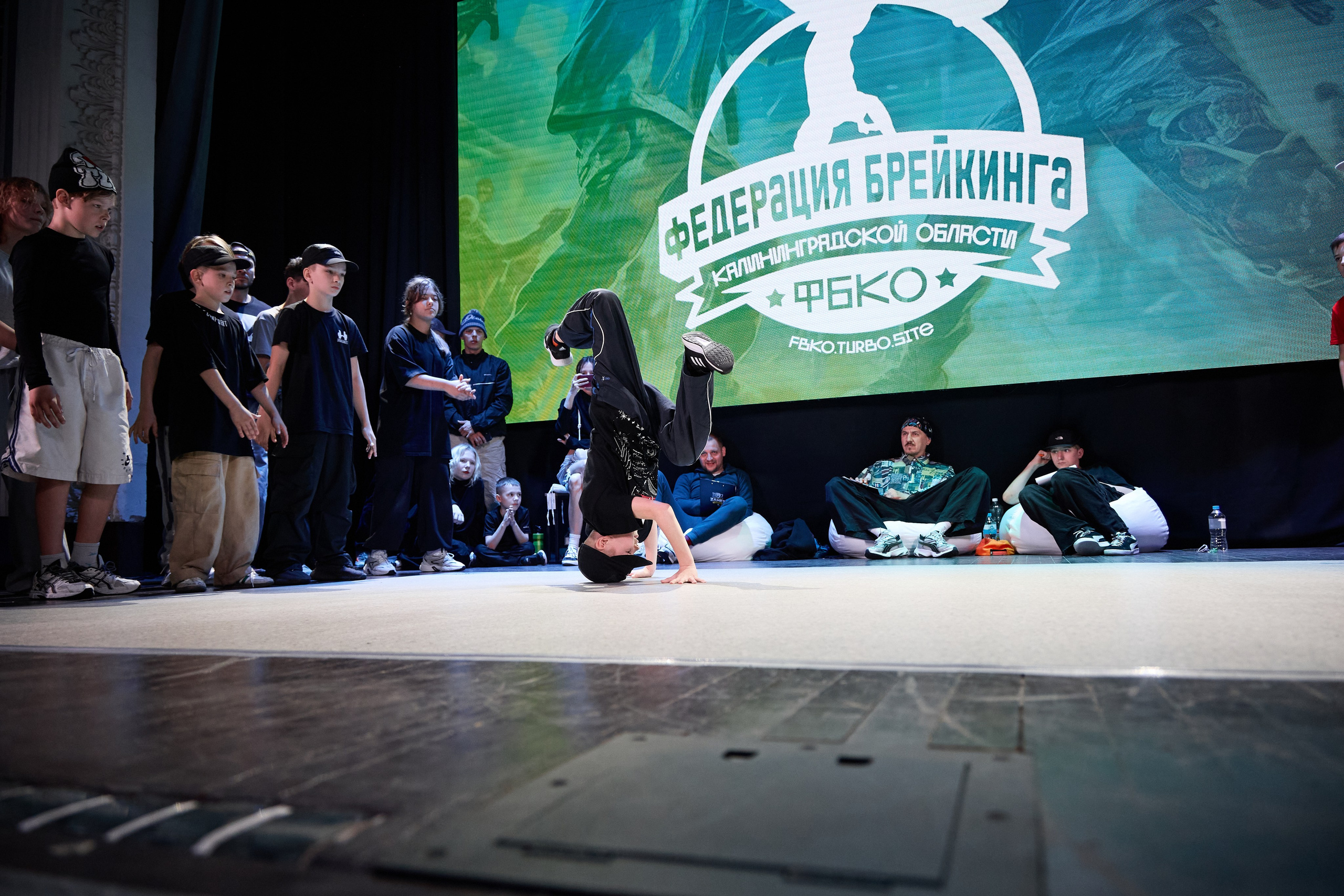 Соревнования по брейкдансу. Фотограф в Южно-Сахалинске Вадим Бороненков