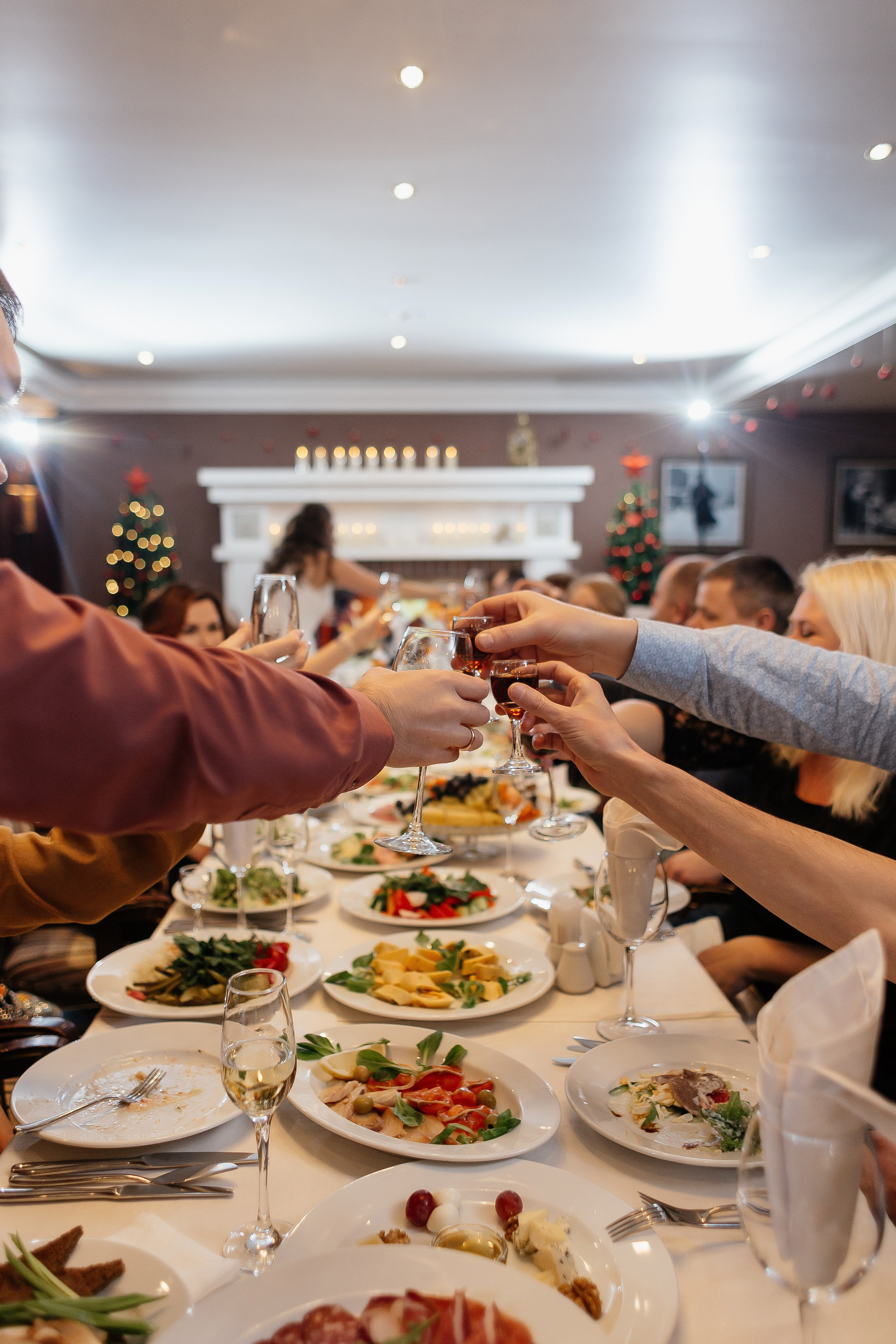 День рождения в кругу близких в ресторане Онегин. Свадебный фотограф в Нижнем Новгороде Генеральская Ира