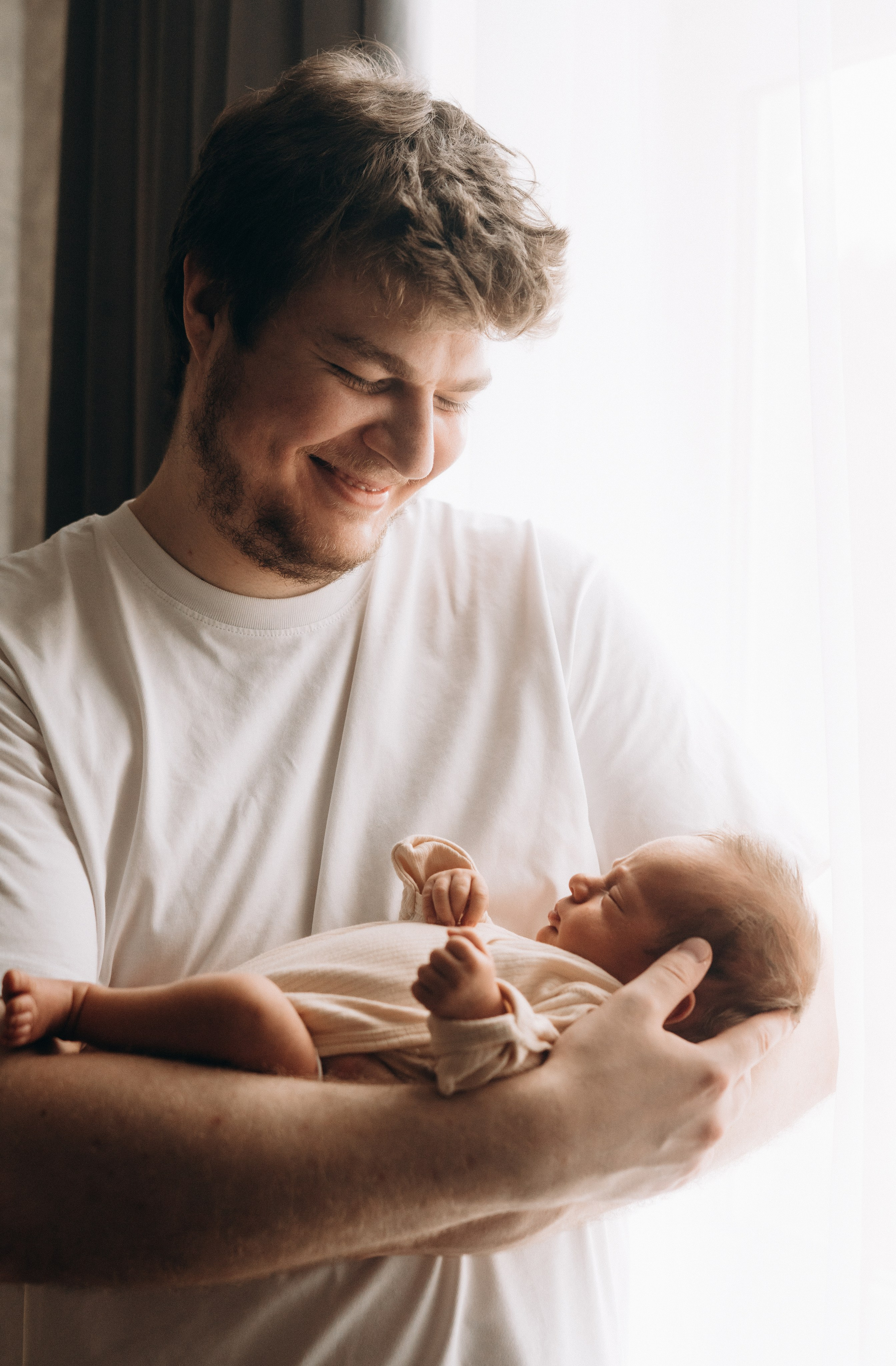 Тимофей в кругу семьи. Семейный, ньюборн фотограф, фотограф на роды в Москве, Виктория Тюльдюкова
