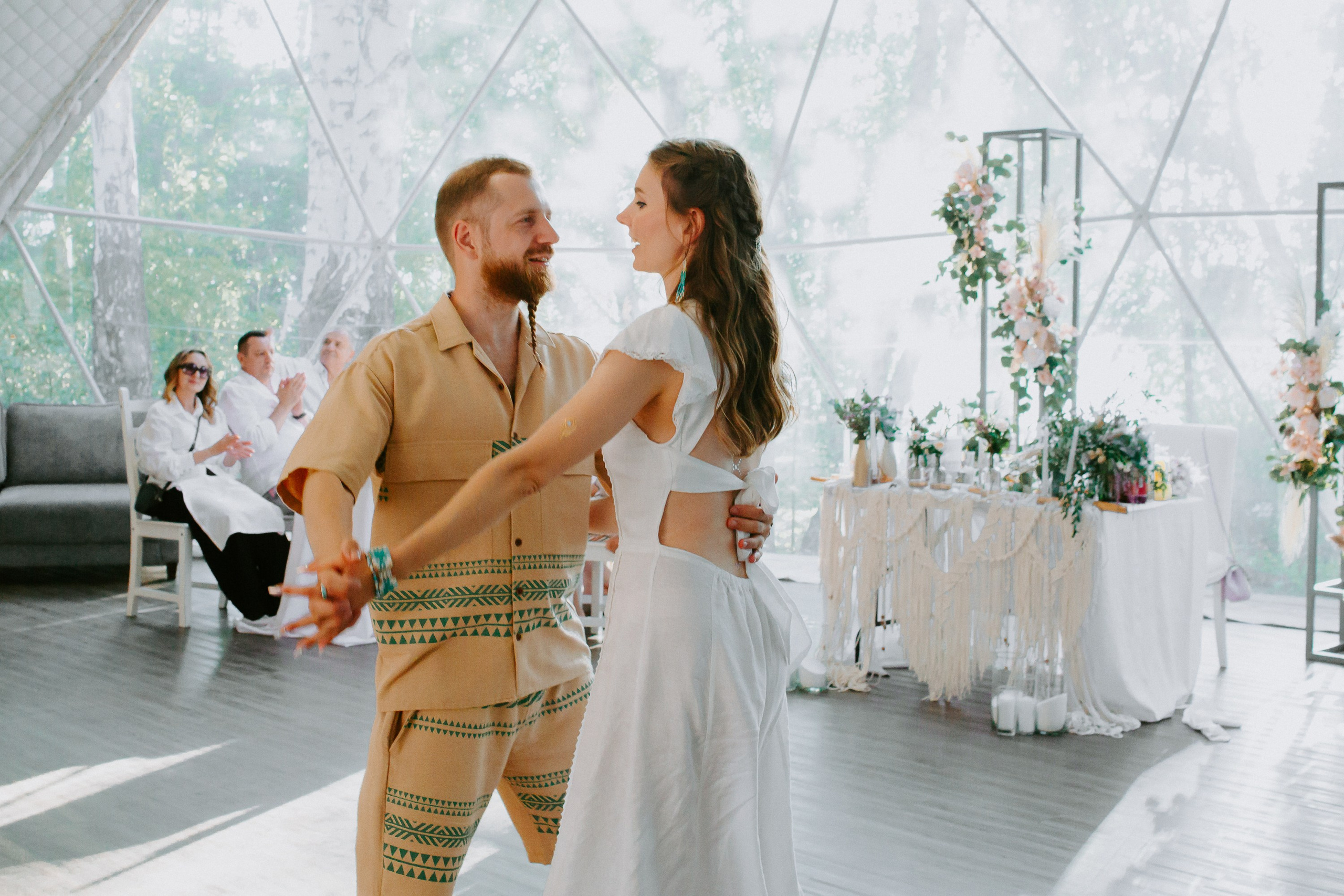 Выездная регистрация и свадебный банкет. Евгения и Илья. Фотограф в Челябинске Ополихина Анна