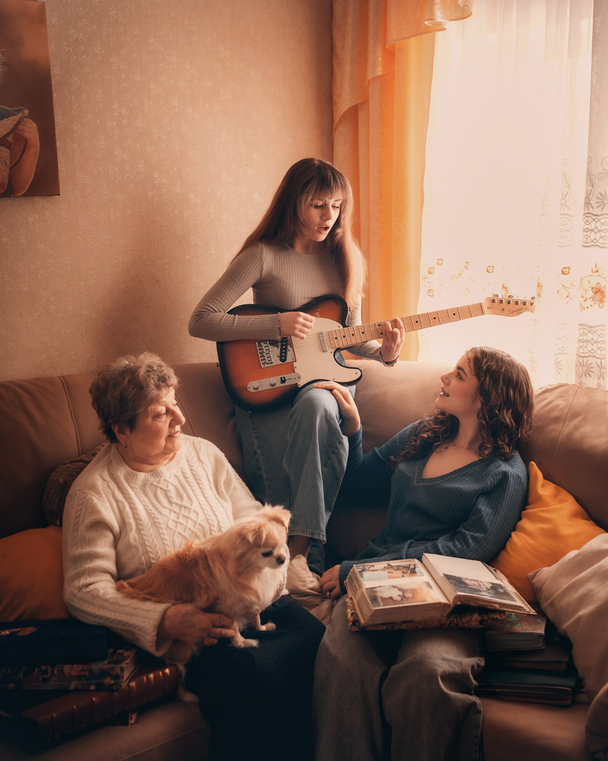 Домашняя фотосессия — бабушка с внучками. Детский и семейный фотограф Елена Михайлова в Москве