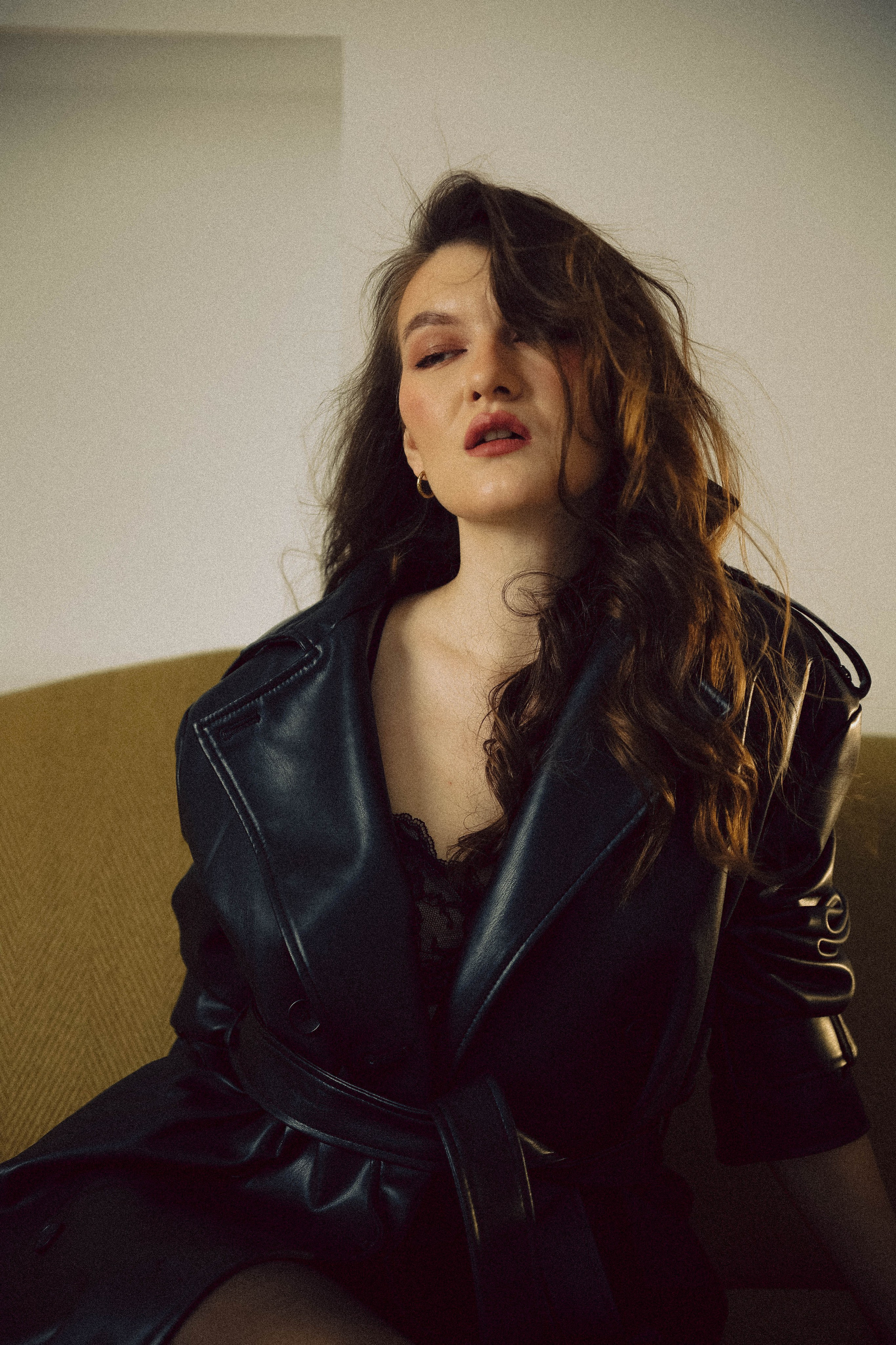 Юля. Мансарда. Photographer in Moscow & everywhere in the World Alena Vyalova