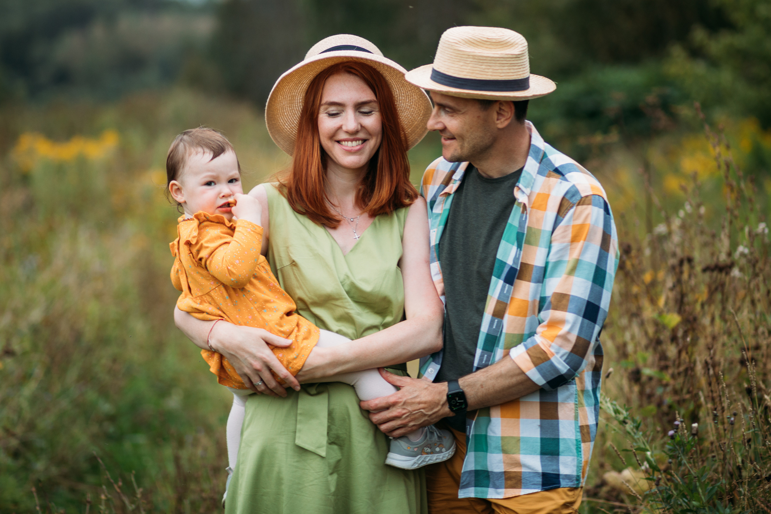 Про шляпы и самолёты. Фотограф Наташа Румянцева