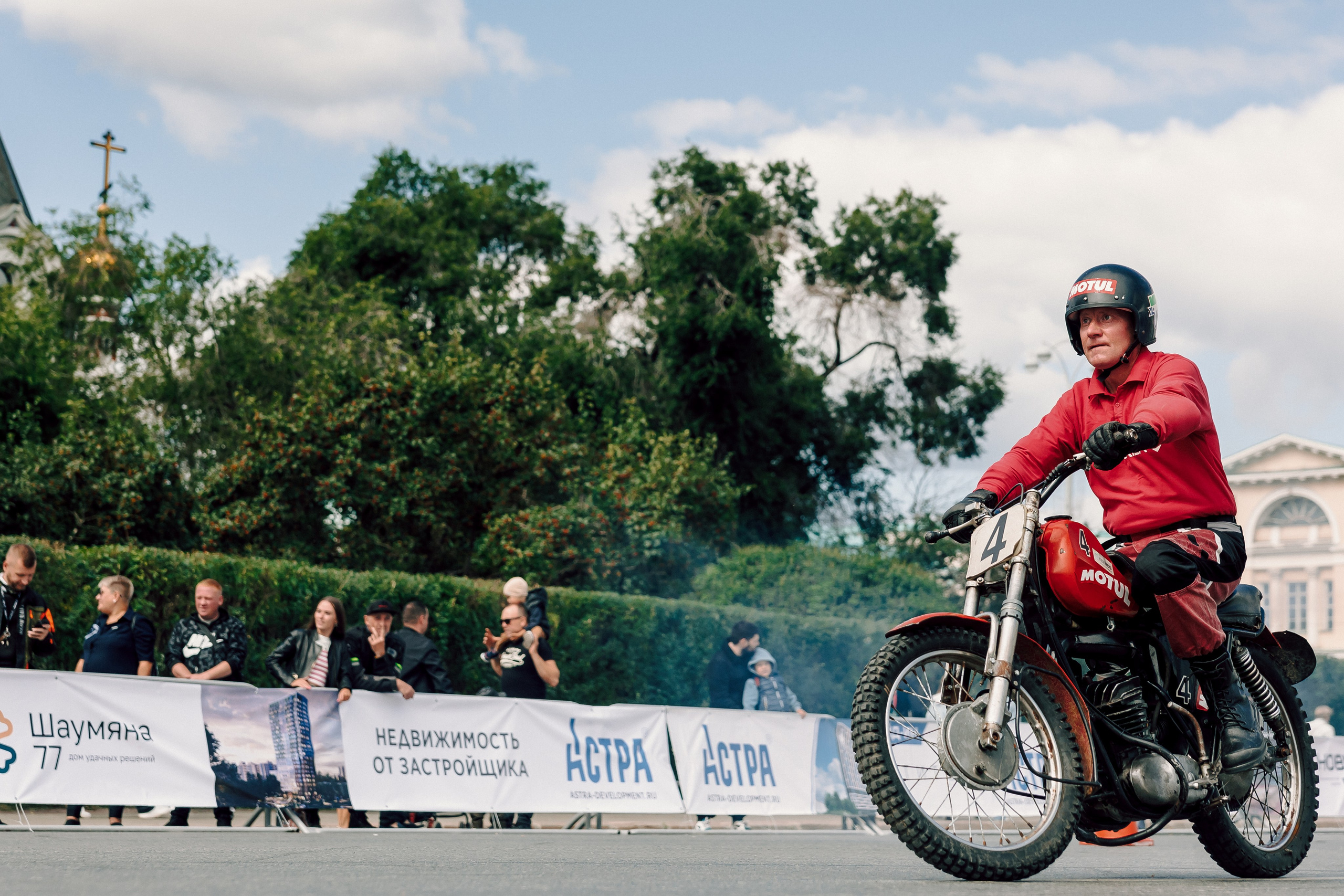 Основное. Лёшка Варзегов — фотограф
