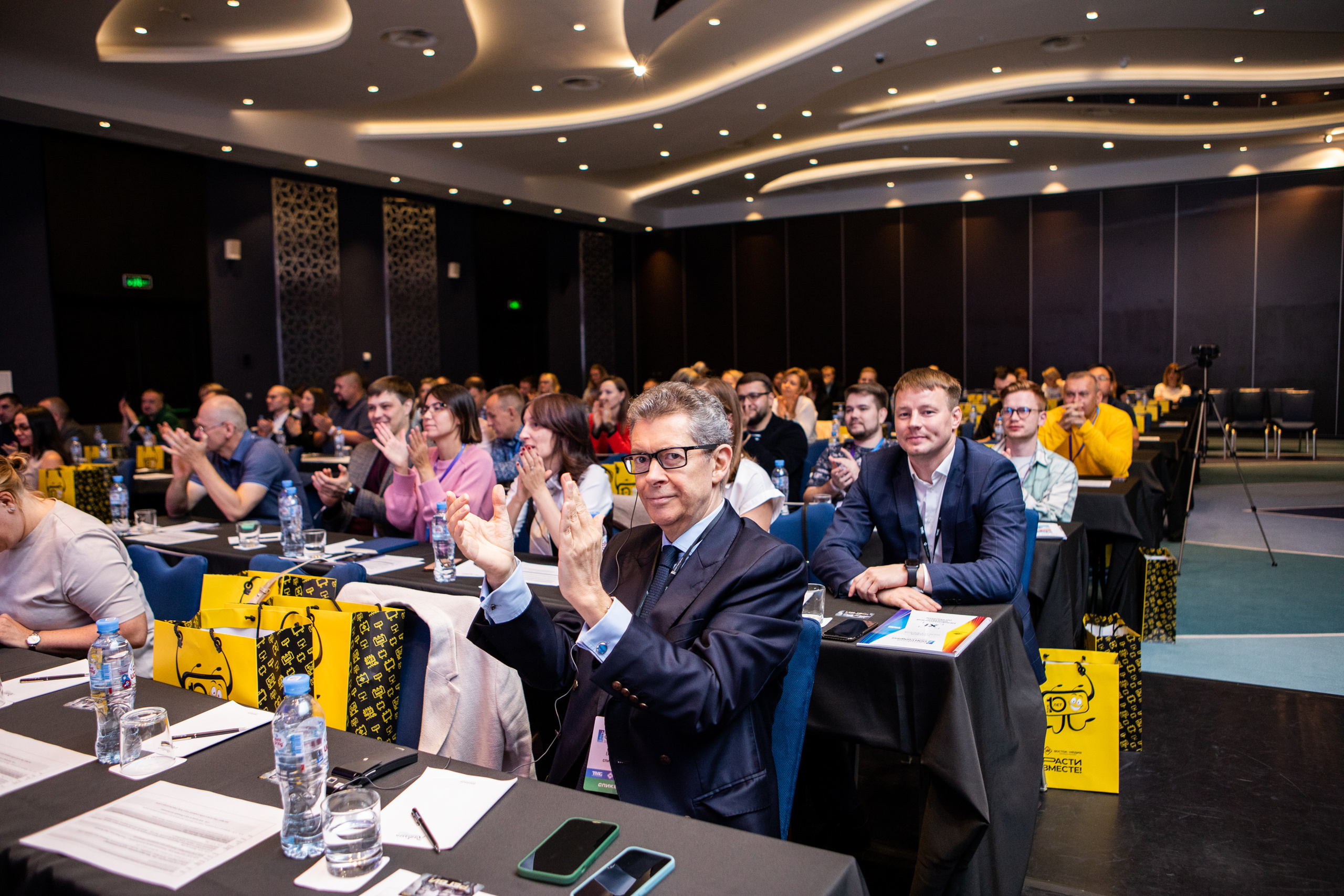 Деловая программа | OOH Конгресс 2 часть. Репортажный Фотограф Москва Дарья Лунева