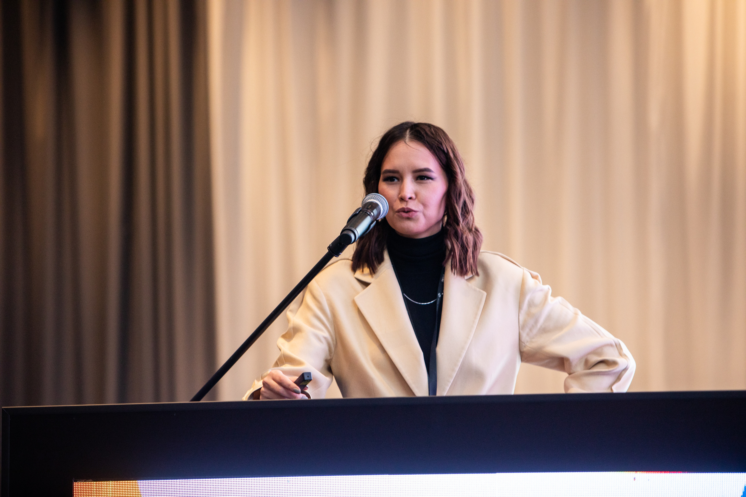 Деловая программа | OOH Конгресс. Репортажный Фотограф Москва Дарья Лунева