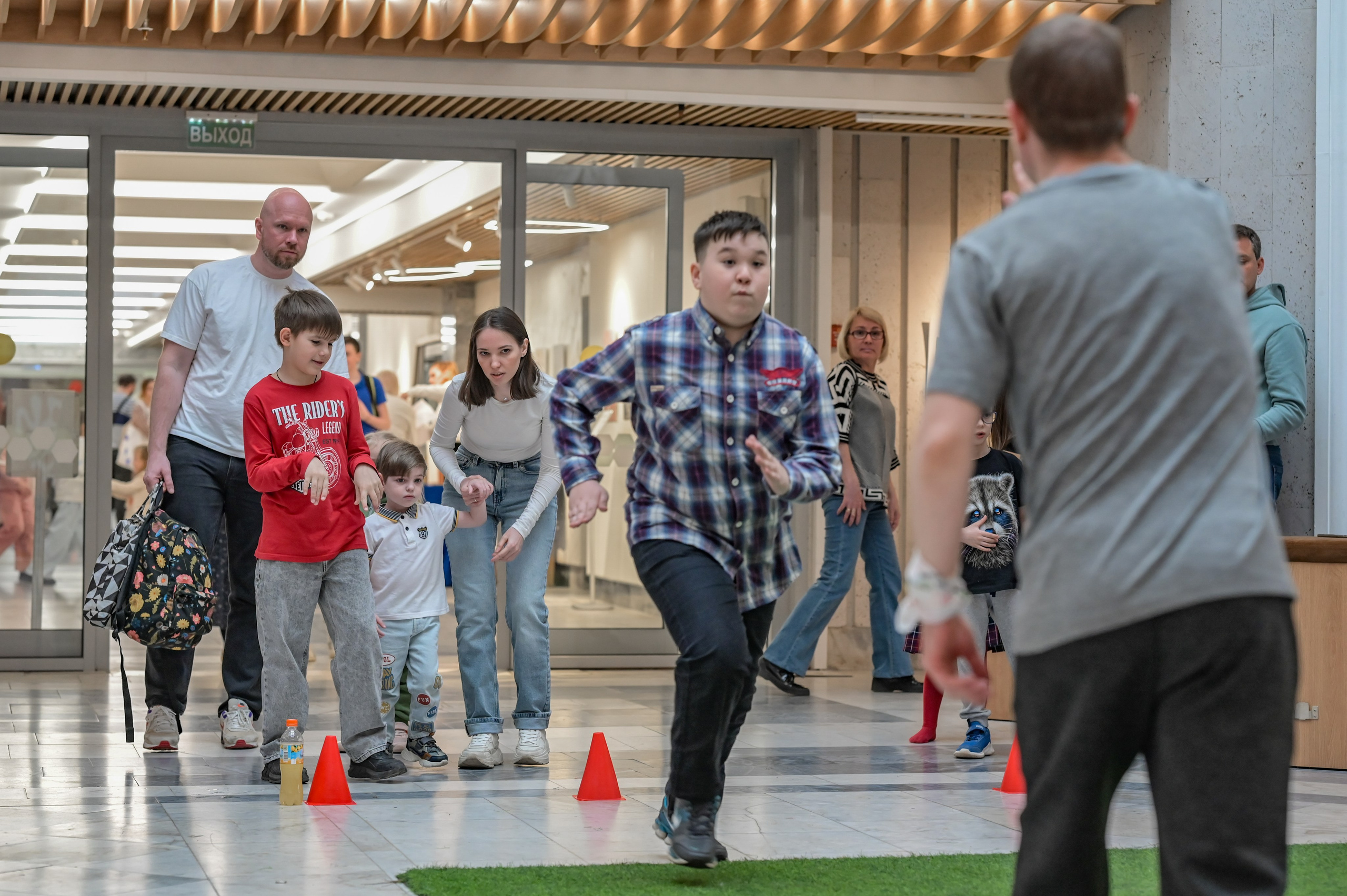 «Люди как люди» РДГБ 2024 г. Семейный и репортажный фотограф в Москве Анастасия Трубкина