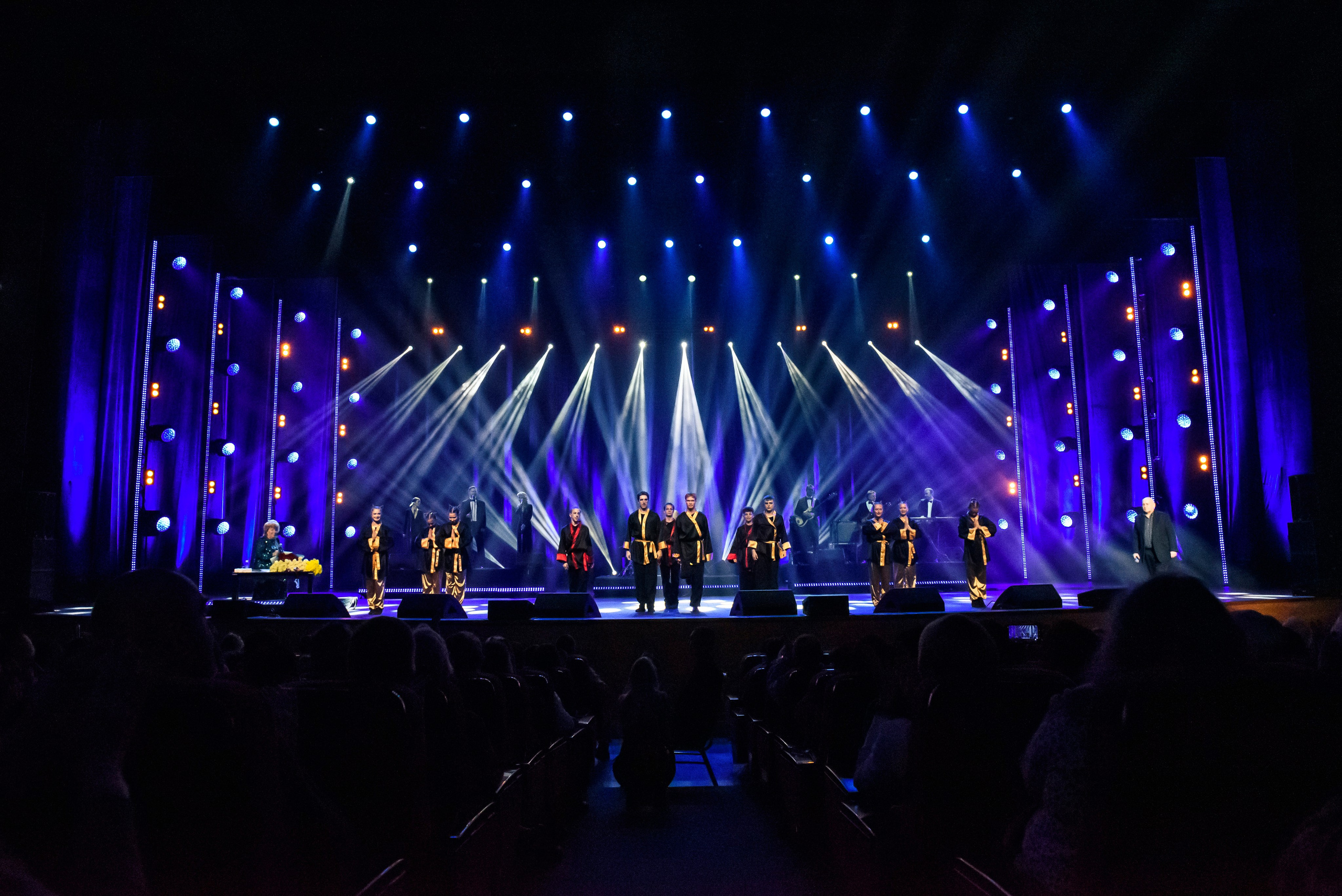 Лариса Рубальская «40 лет с песней по жизни» — Крокус Сити Холл. Бренд-фотограф для экспертов и блогеров в Москве Влада Горбовская