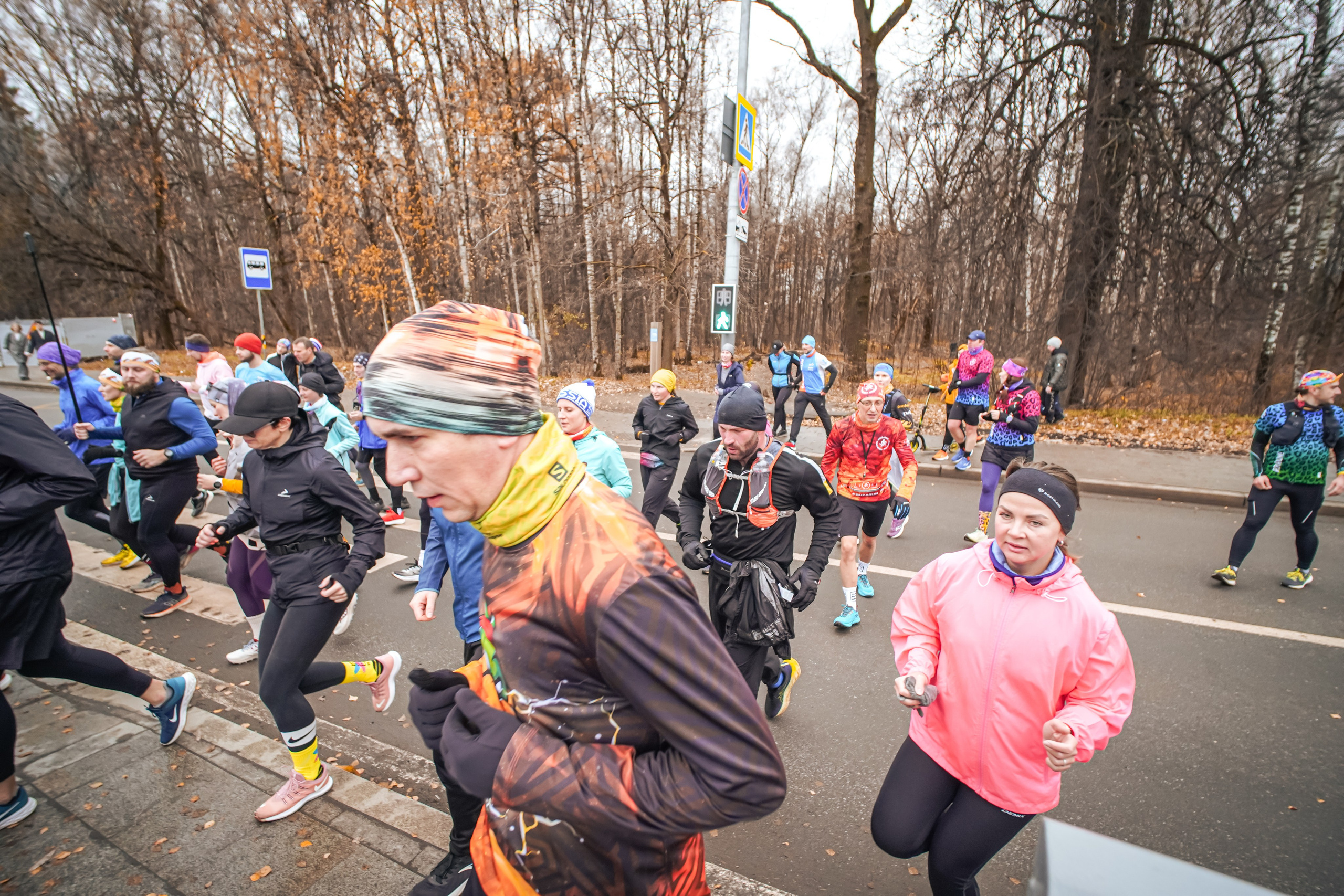 #марафонудома #яuzarun 2024 2-я петля, группа 6:30. Роман Капилюшов. Бег. Фото. Видео. г. Люберцы