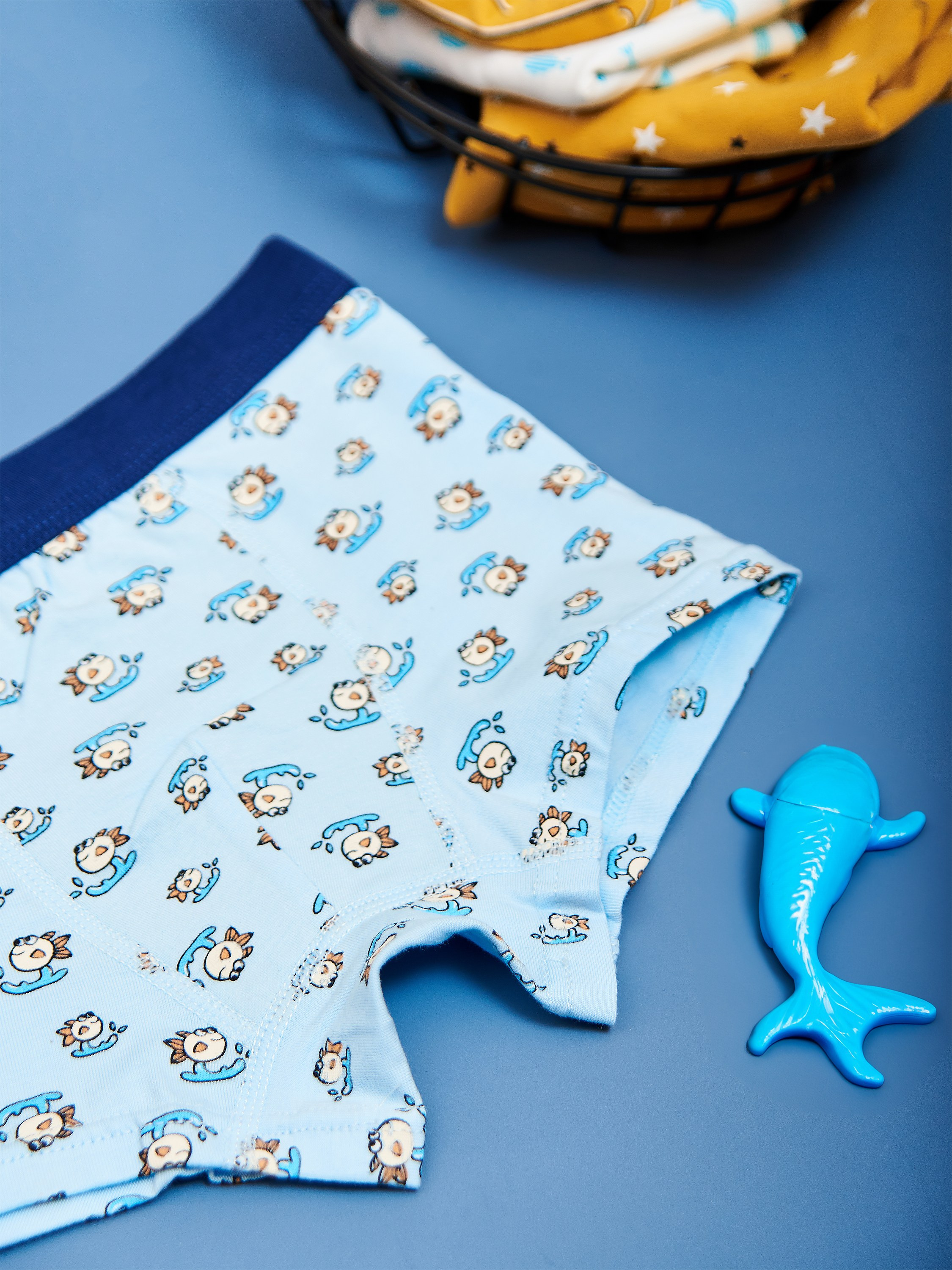 Десткие трусики. Контент фотограф для бизнеса и маркет-плейсов