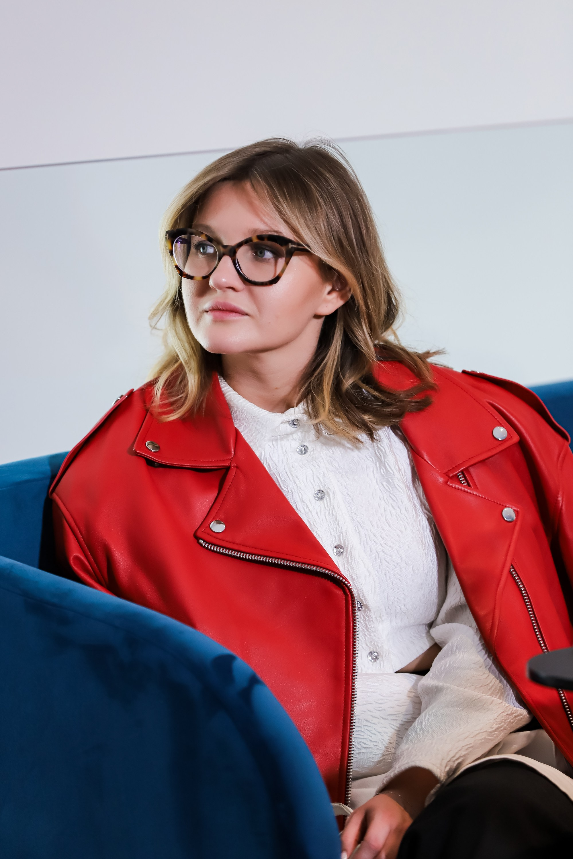 Akhmadullina Dreams «Летучий корабль». Репортажный и fashion фотограф в Москве Сергей Бардин