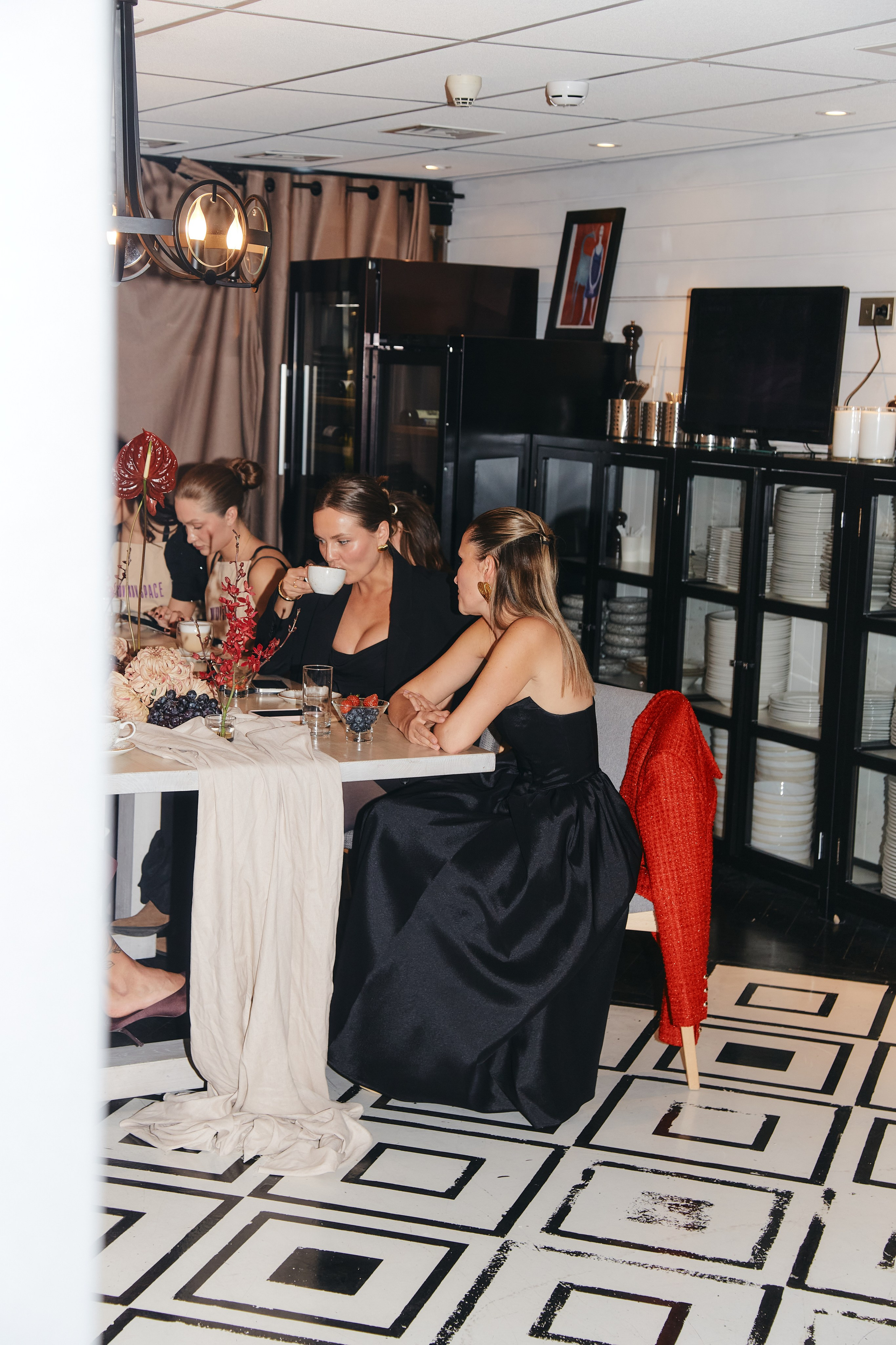 POST MERIDIEM BRAND PARTY. Photographer Daria Ilkevich