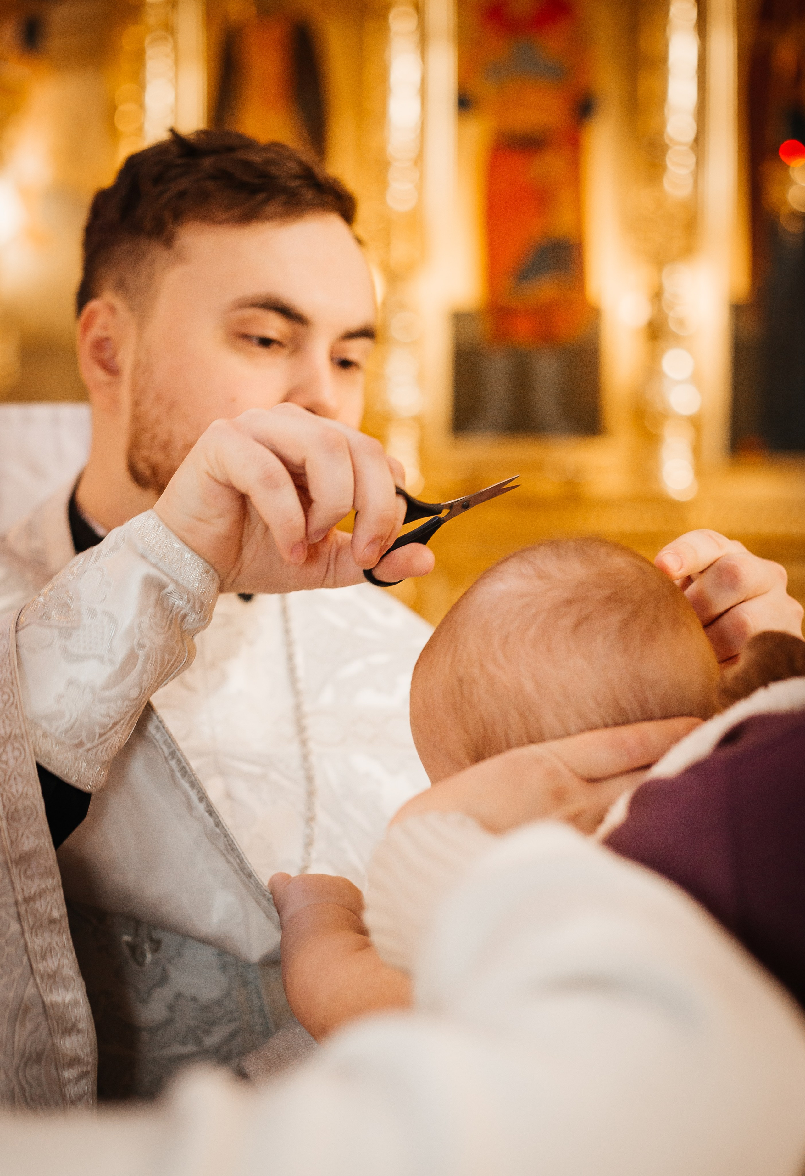 Таинство крещения. Фотограф Мария Новоселова. Сургут