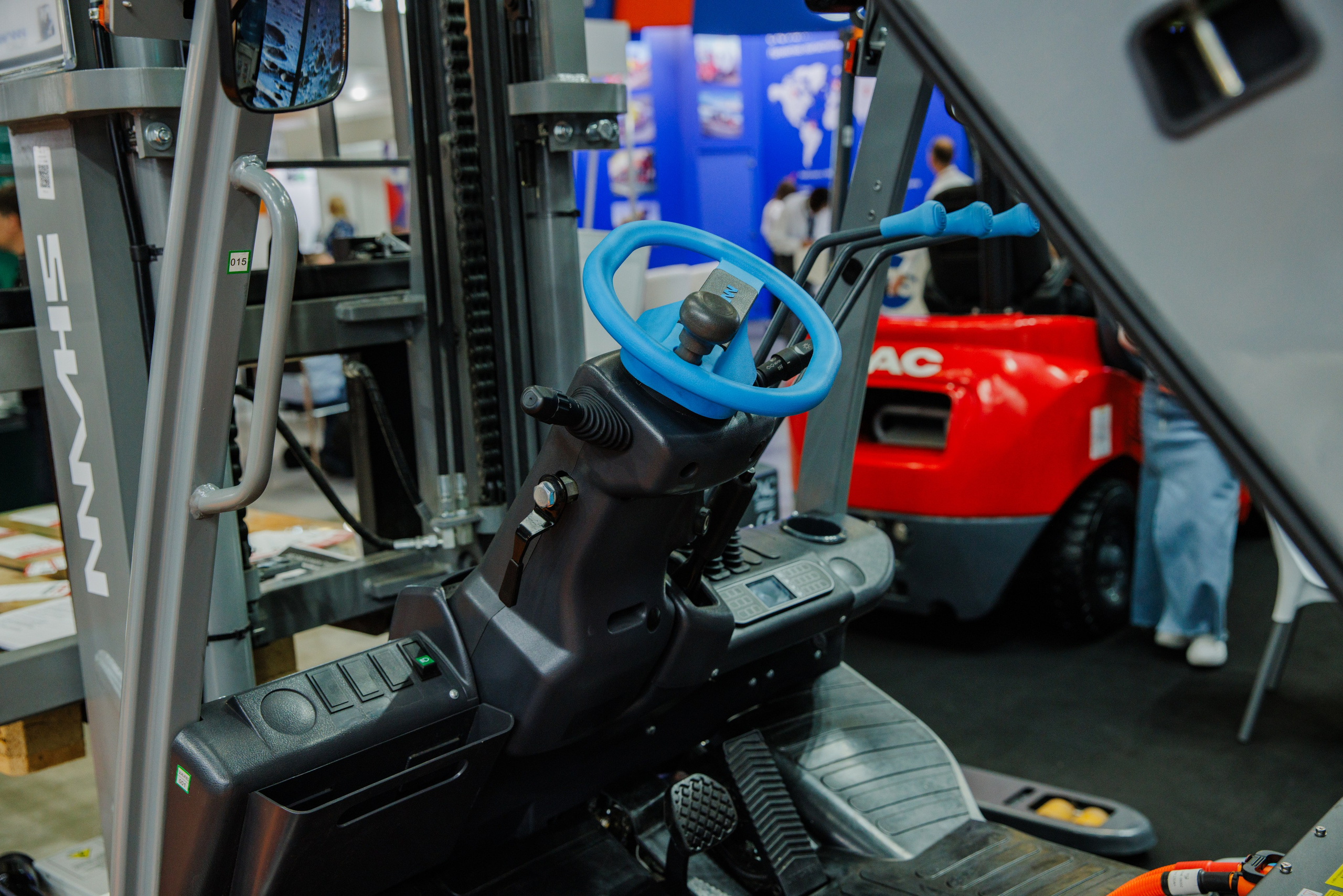 Выставка Спец. Техники. Фотограф Москва Шептаев Артём