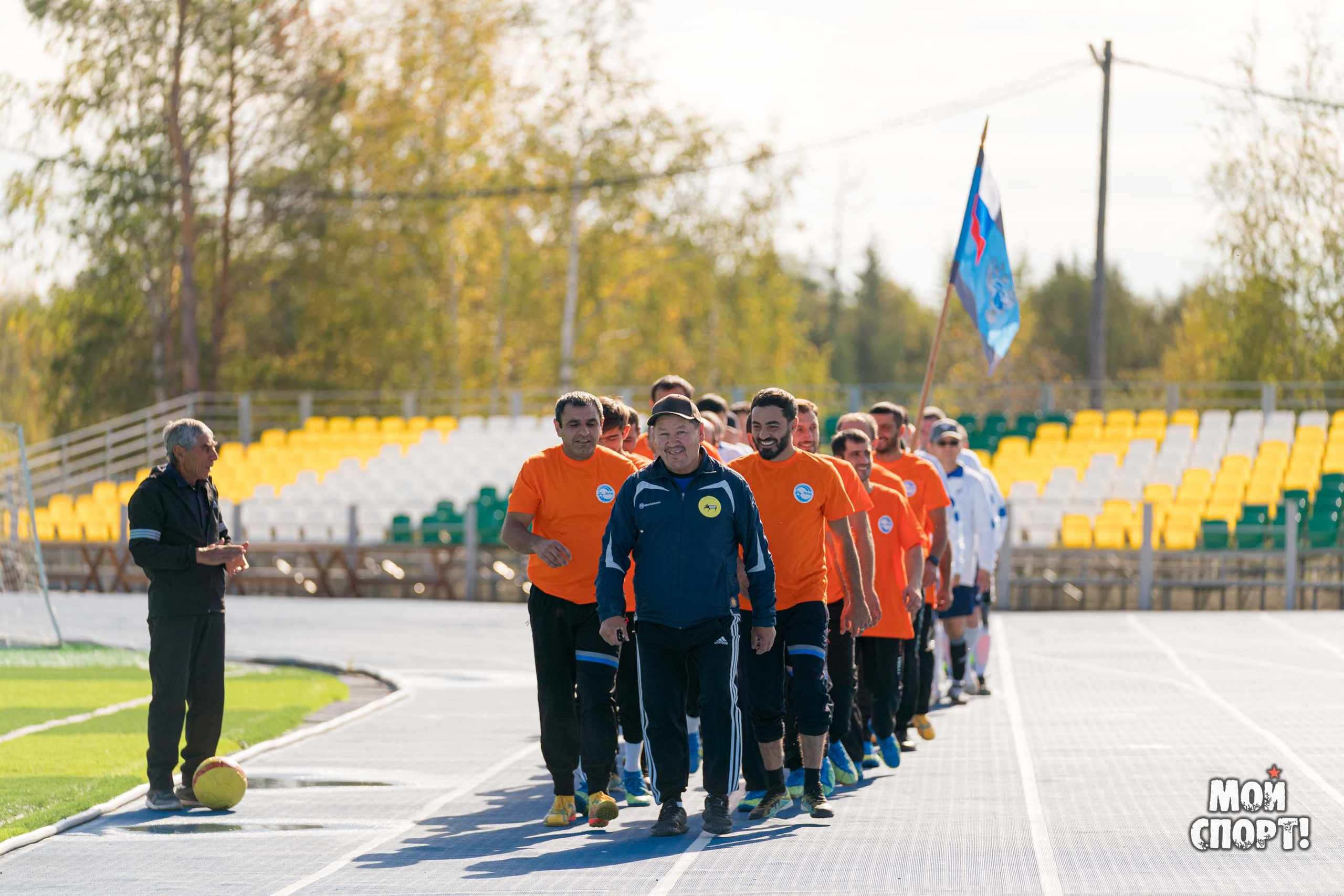 Товарищеская игра по футболу между командами ФКУ Упрдор «Вилюй», МР «Горный улус» и ООО «Мегинские автомагистрали». Студия «Мой Спорт!» — все о спорте в Якутии