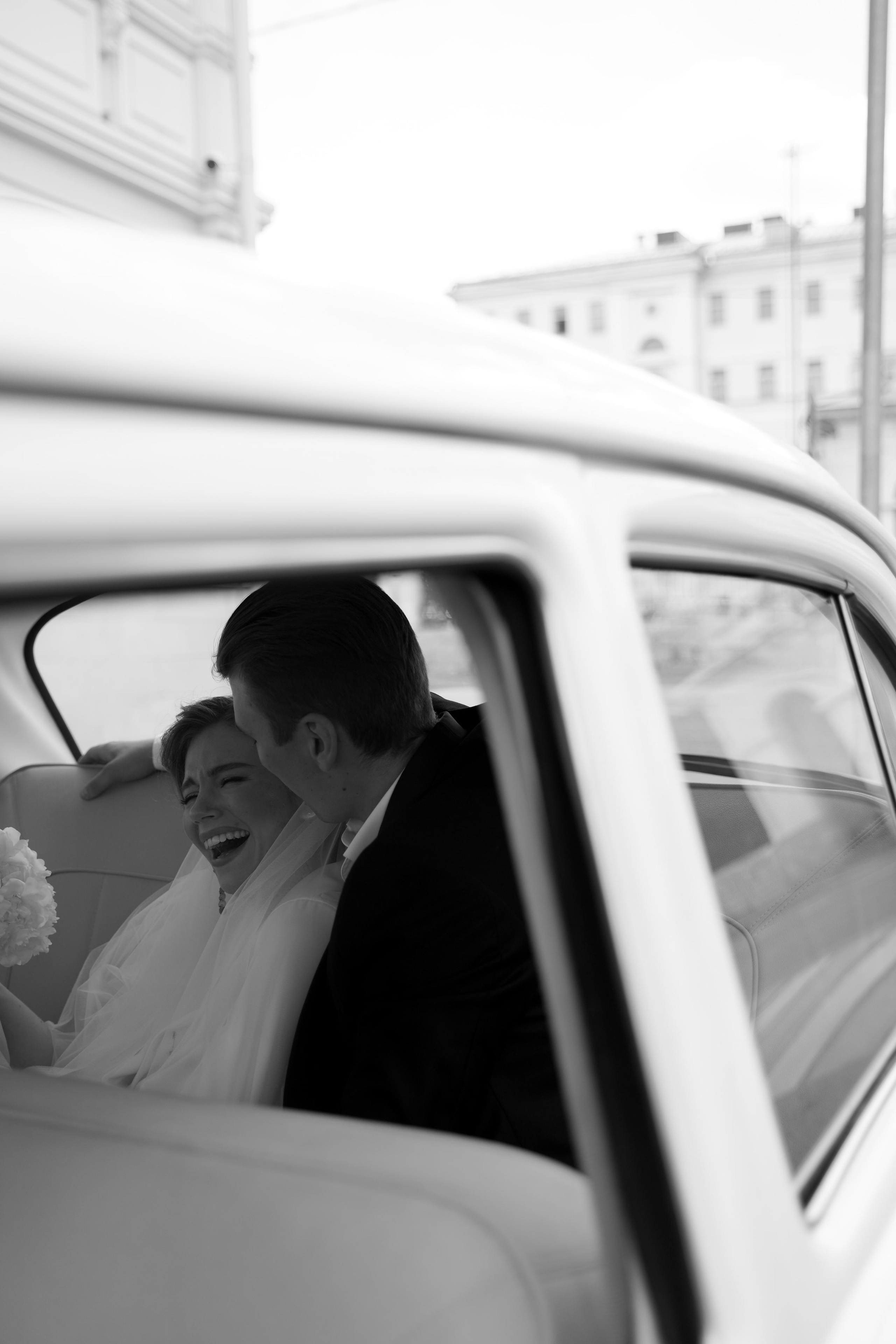 Мила и Никита. Свадебный фотограф Марина Попова