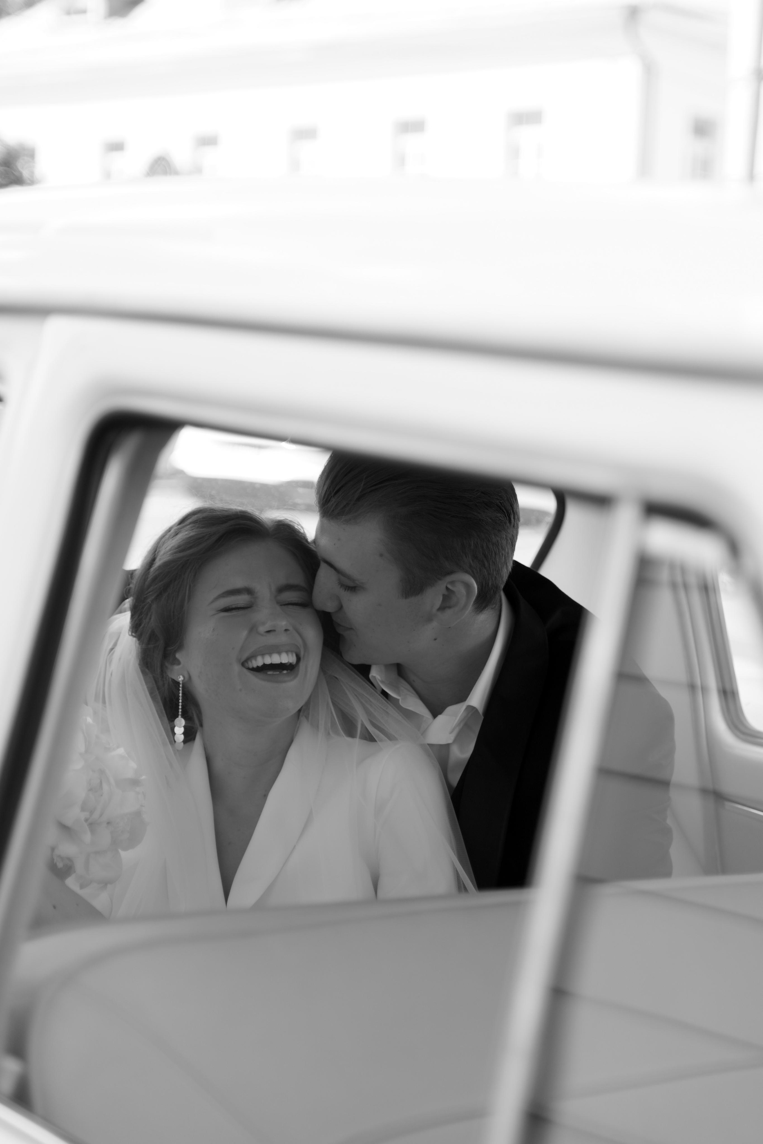 Мила и Никита. Свадебный фотограф Марина Попова