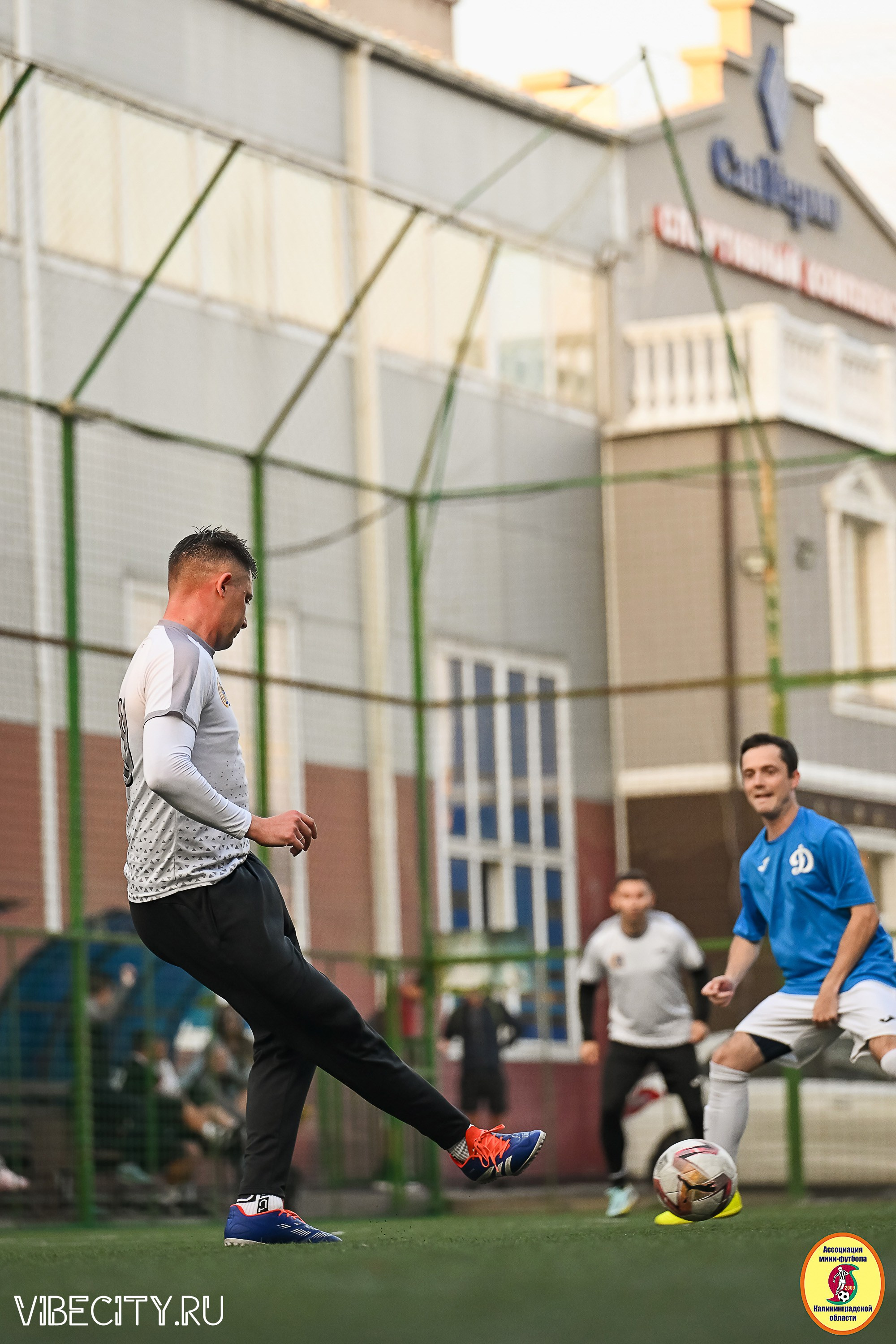 ИГРЫ ПЛЕЙ-ОФФ ПЕРВОГО ДИВИЗИОНА МИНИ-ФУТБОЛЬНОЙ ЛИГИ. VIBECITY.RU Вайб Сити Ру Фоторепортажи Фотоотчеты Калининград