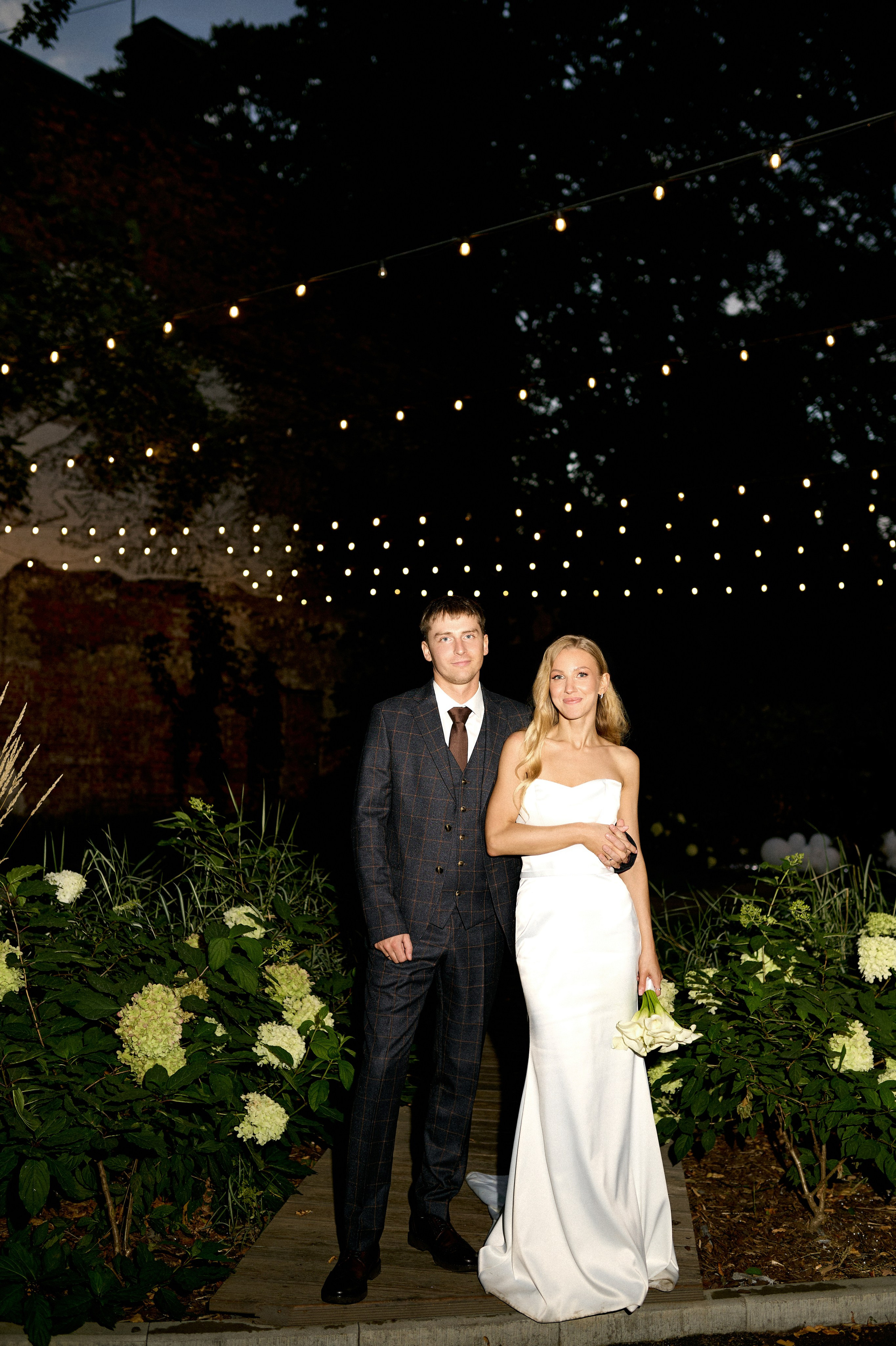 Свадебная фотосессия в Дворце Бракосочетания № 1. Сестры Карабаза. Фотографы и ретушеры в Москве и Санкт-Петербурге