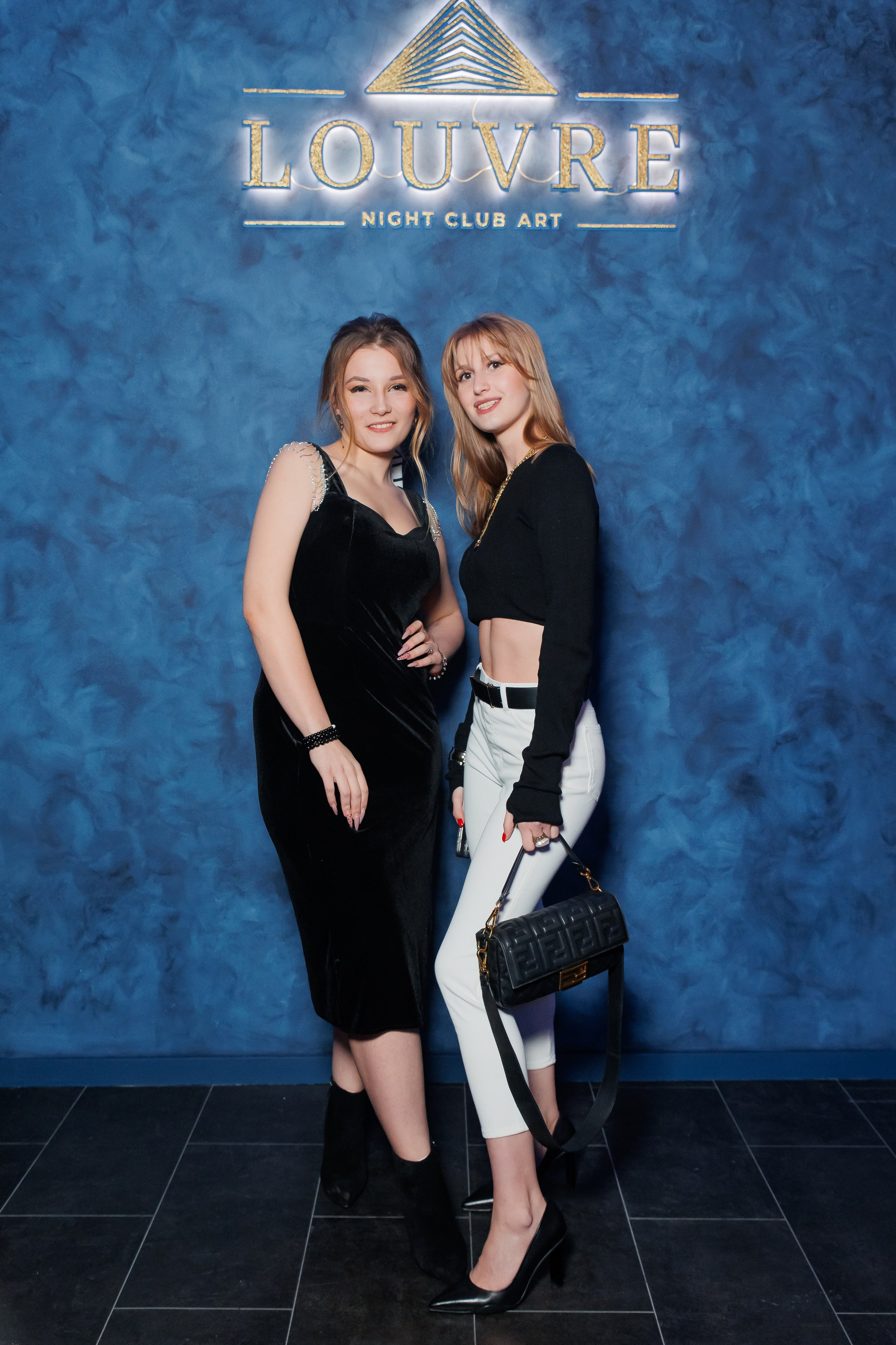 ЛУВР [Открытие Ночного клуба]. СВОИ. ФОТООТЧЕТЫ-СОБЫТИЯ-МЕСТА