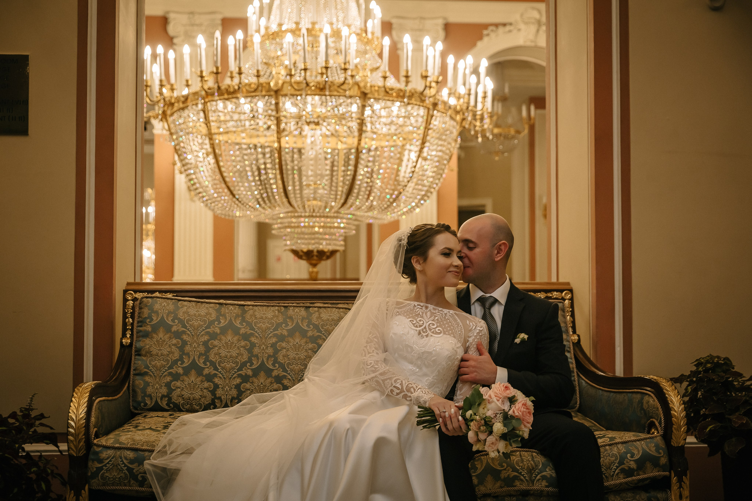 ОКТЯБРЬ | Дворец № 1 Талион, Особняк военного министра. Свадебный фотограф в Санкт-Петербурге Полина Корзухина