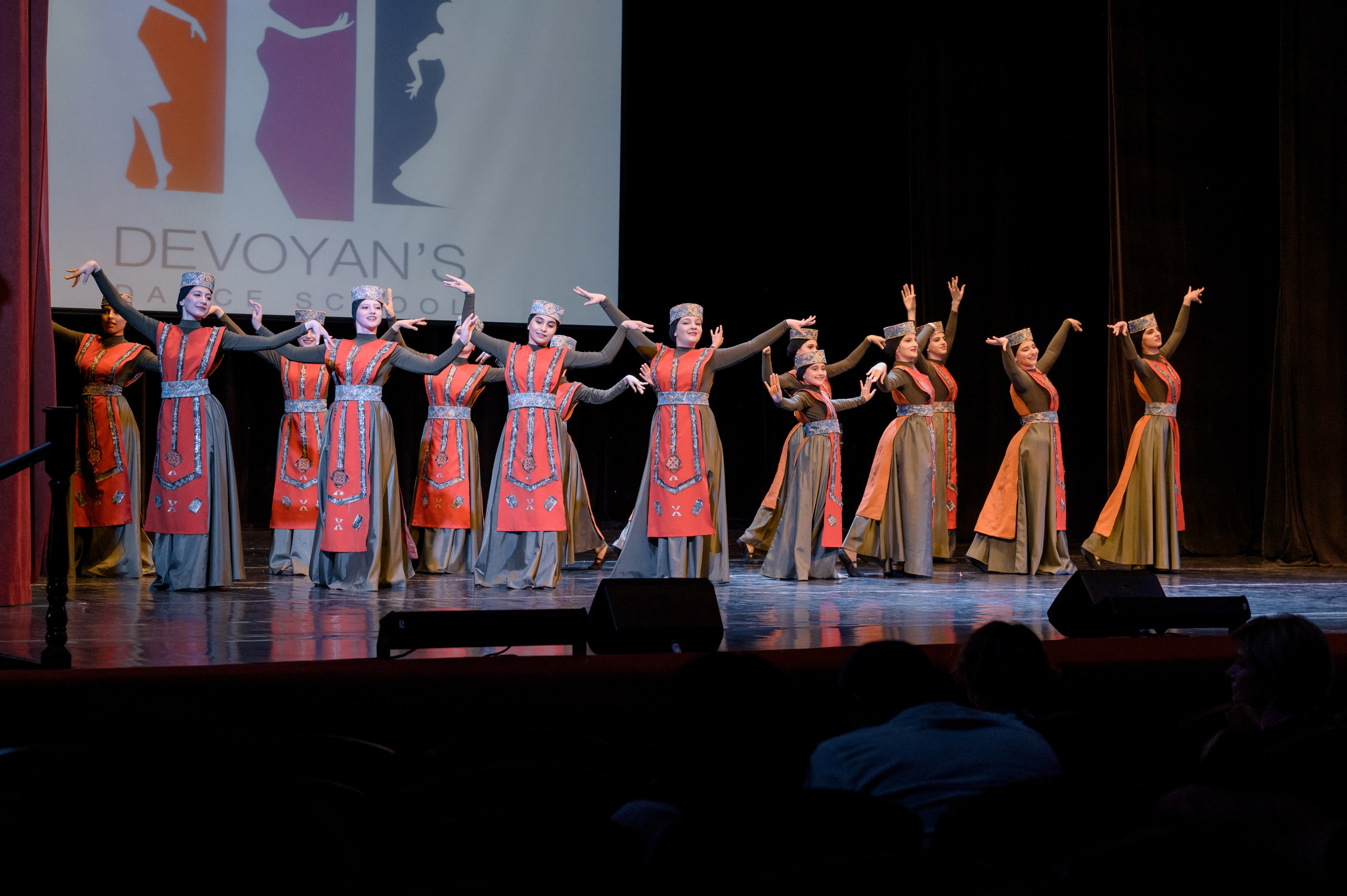 Театр. Главная