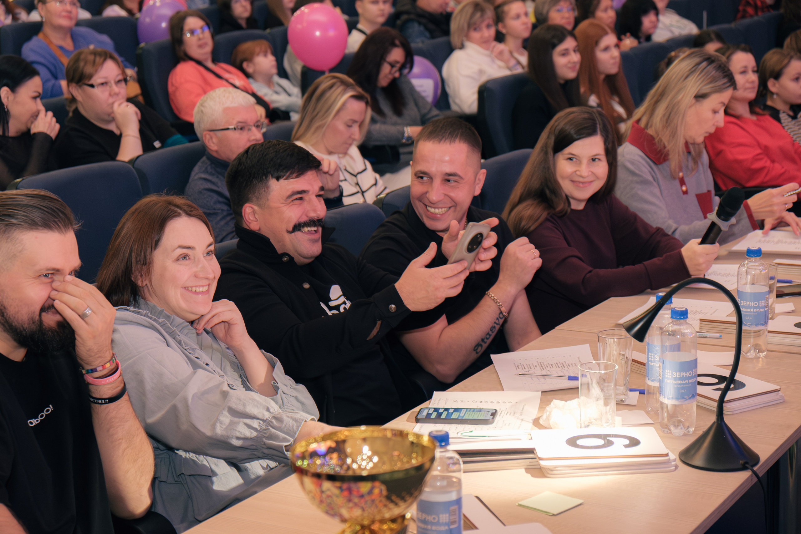 Осенний кубок КВН лиги «Зелёная». Междуреченск. Фотограф — Никита Максимов