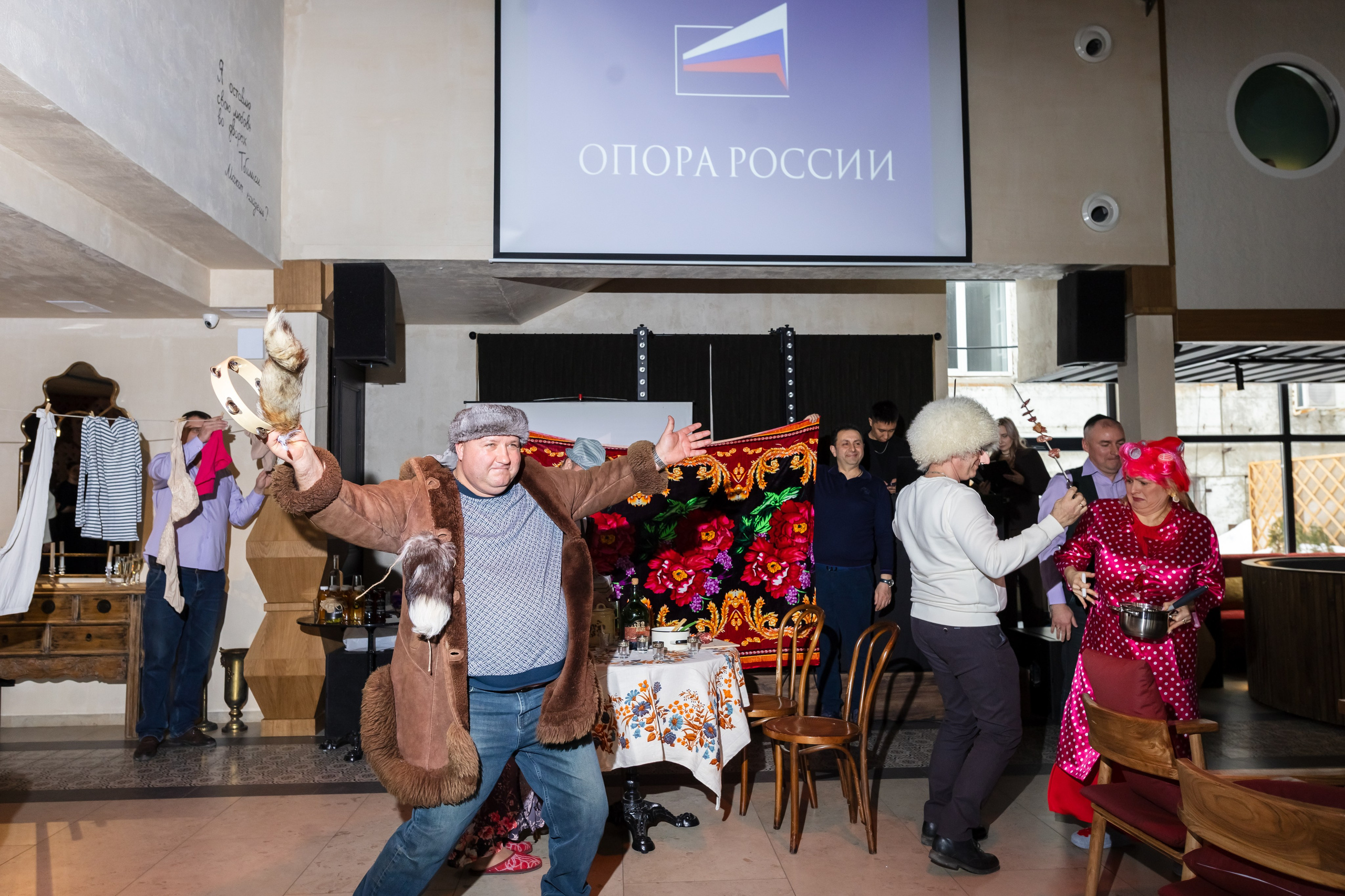 Опора России, кафе Ореро. Фотограф Наталия Гаврилина, Саратов — Москва