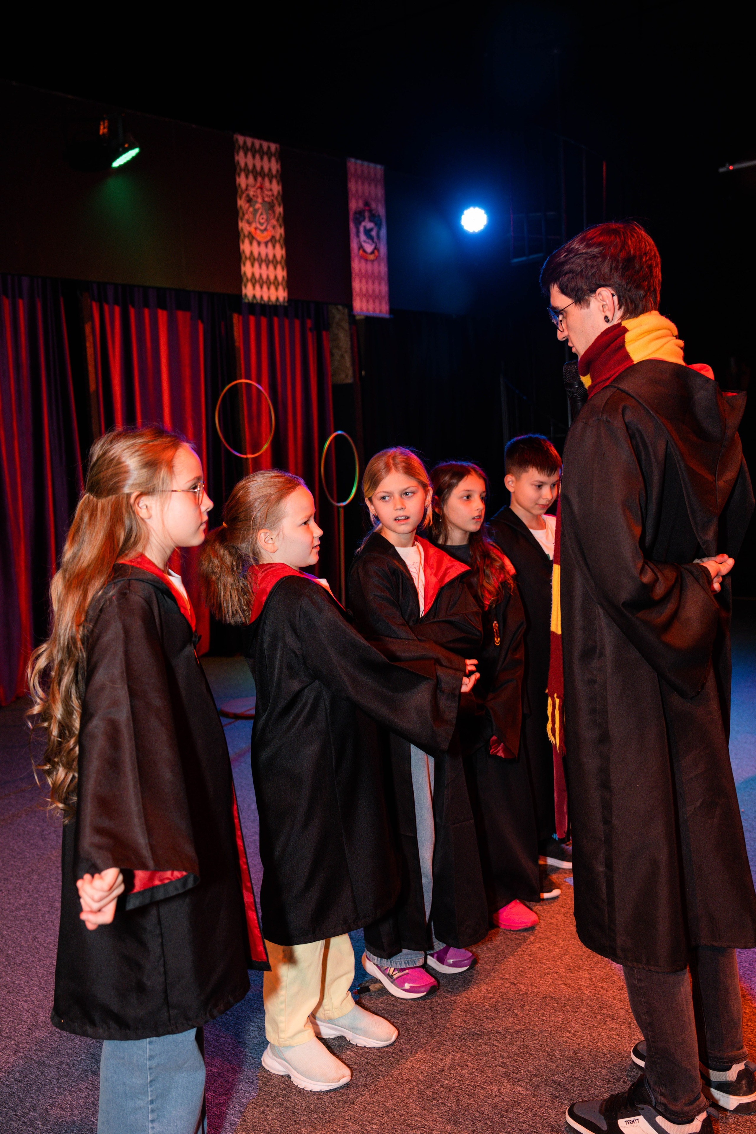 В гостях у Гарри Поттера. Крамер Юлиана детский и семейный фотограф