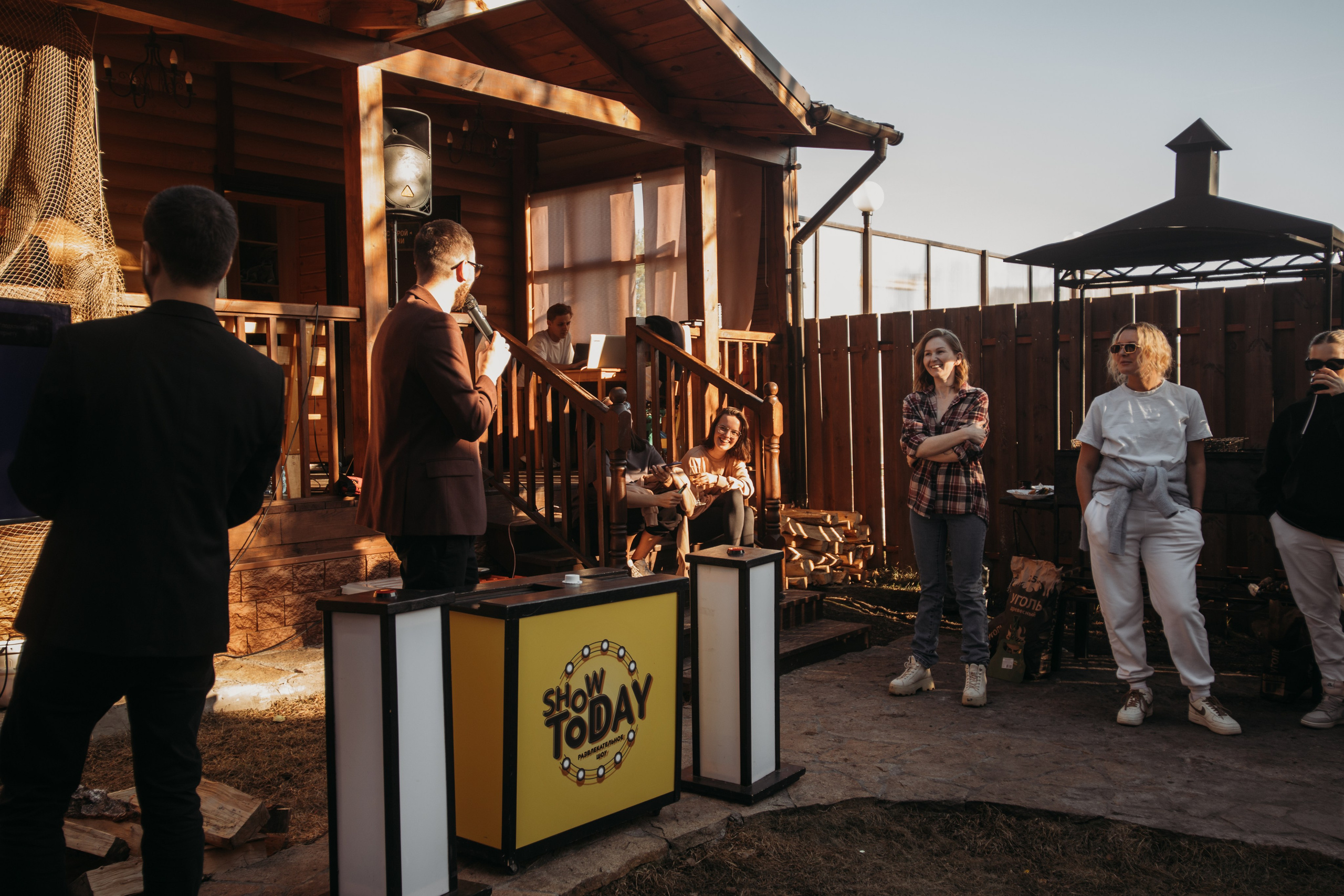 Корпоратив Muza_Arts. Венера Гайн. Репортажный фотограф  Тюмень. Обучение фотографии с 0