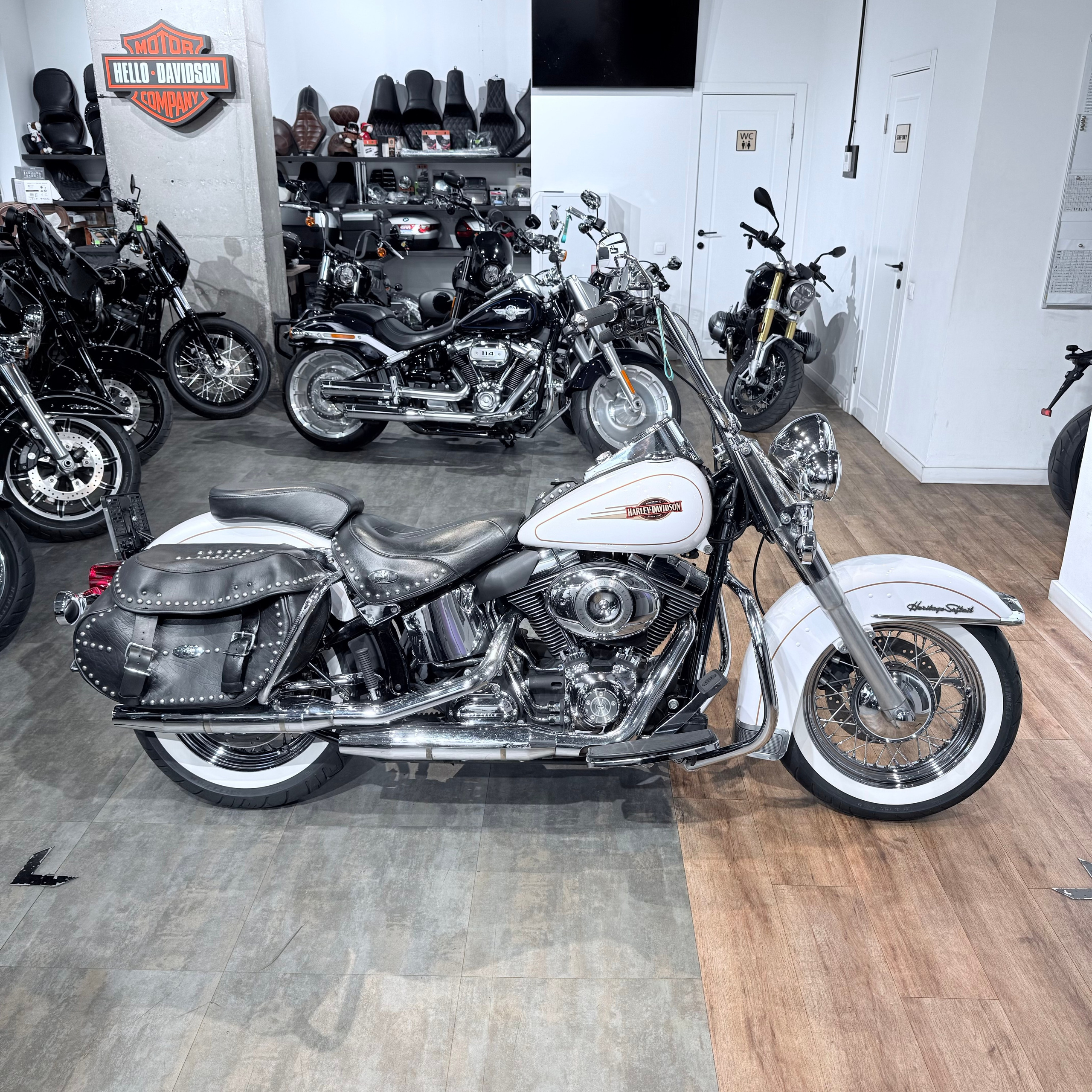 2007 Softail Heritаgе 96 Whitе Pearl. Hello Davidson, Москва. Только хорошие мотоциклы…