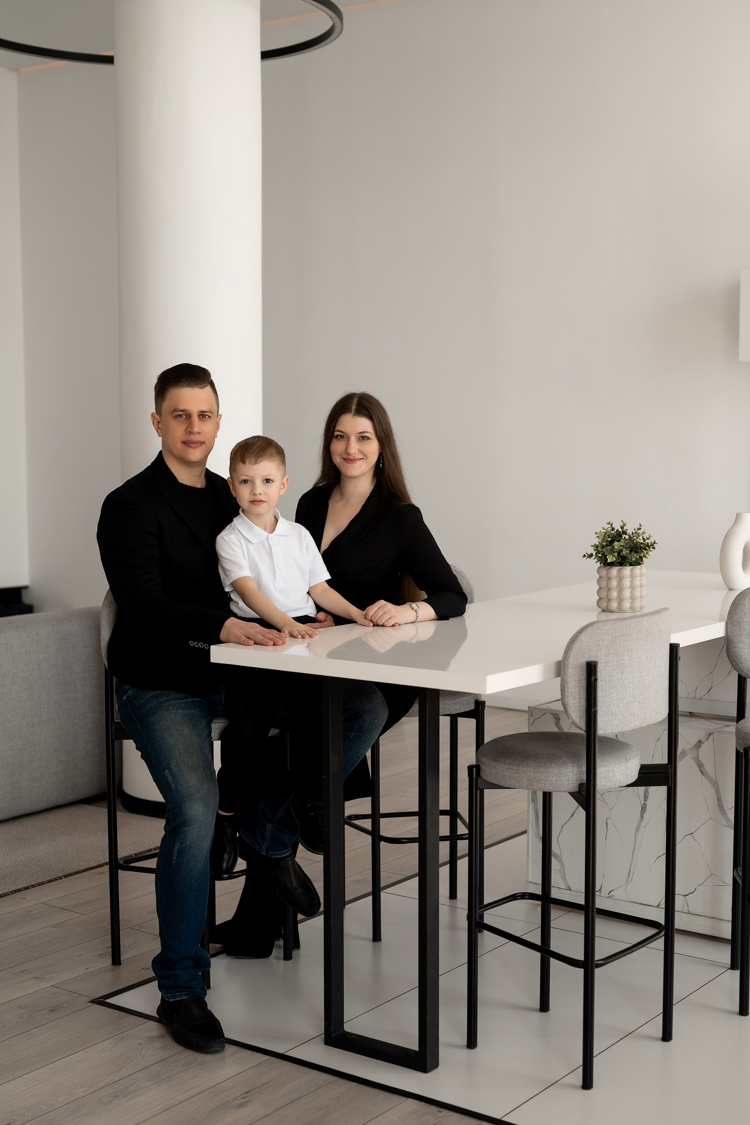 Семейная фотосессия (прогулки и студии). Семейный и женский фотограф в Санкт-Петербурге