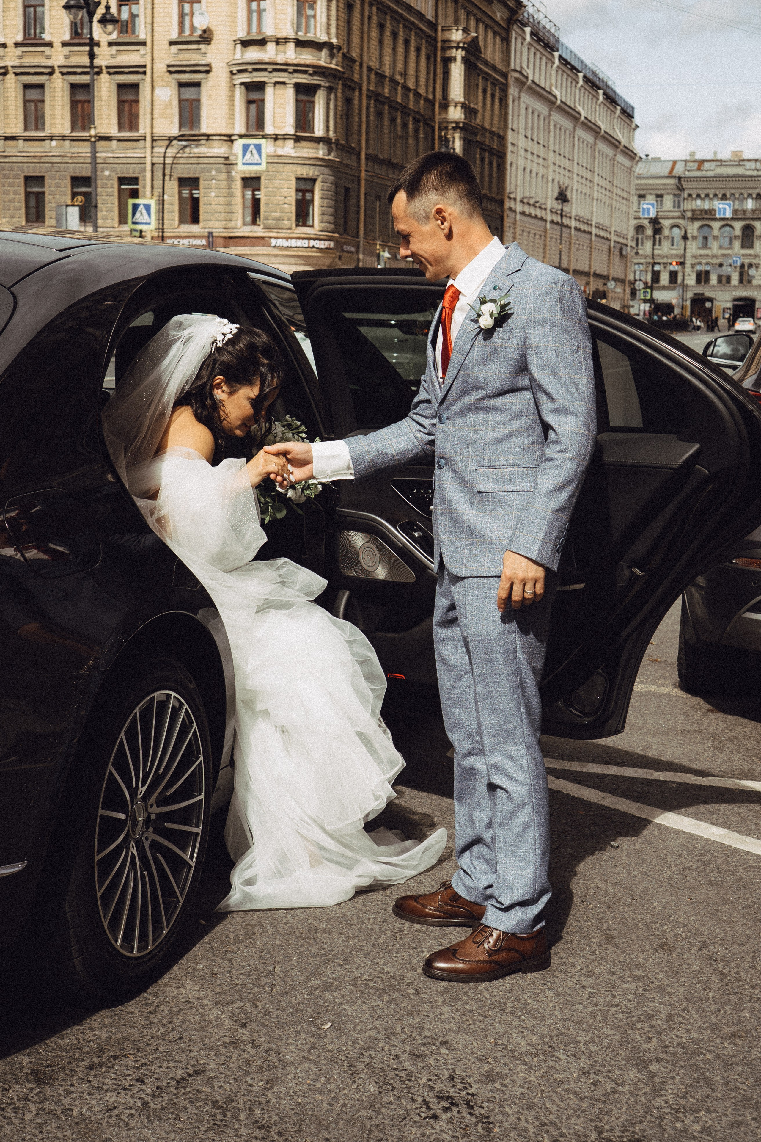 СВАДЕБНАЯ ПРОГУЛКА РЕСТОРАН МЫ ЖЕ НА ТЫ И ФОТОСЕССИИЯ С АВТОМОБИЛЕМ. Профессиональный фотограф, Санкт-Петербург — Виктория Богомолова
