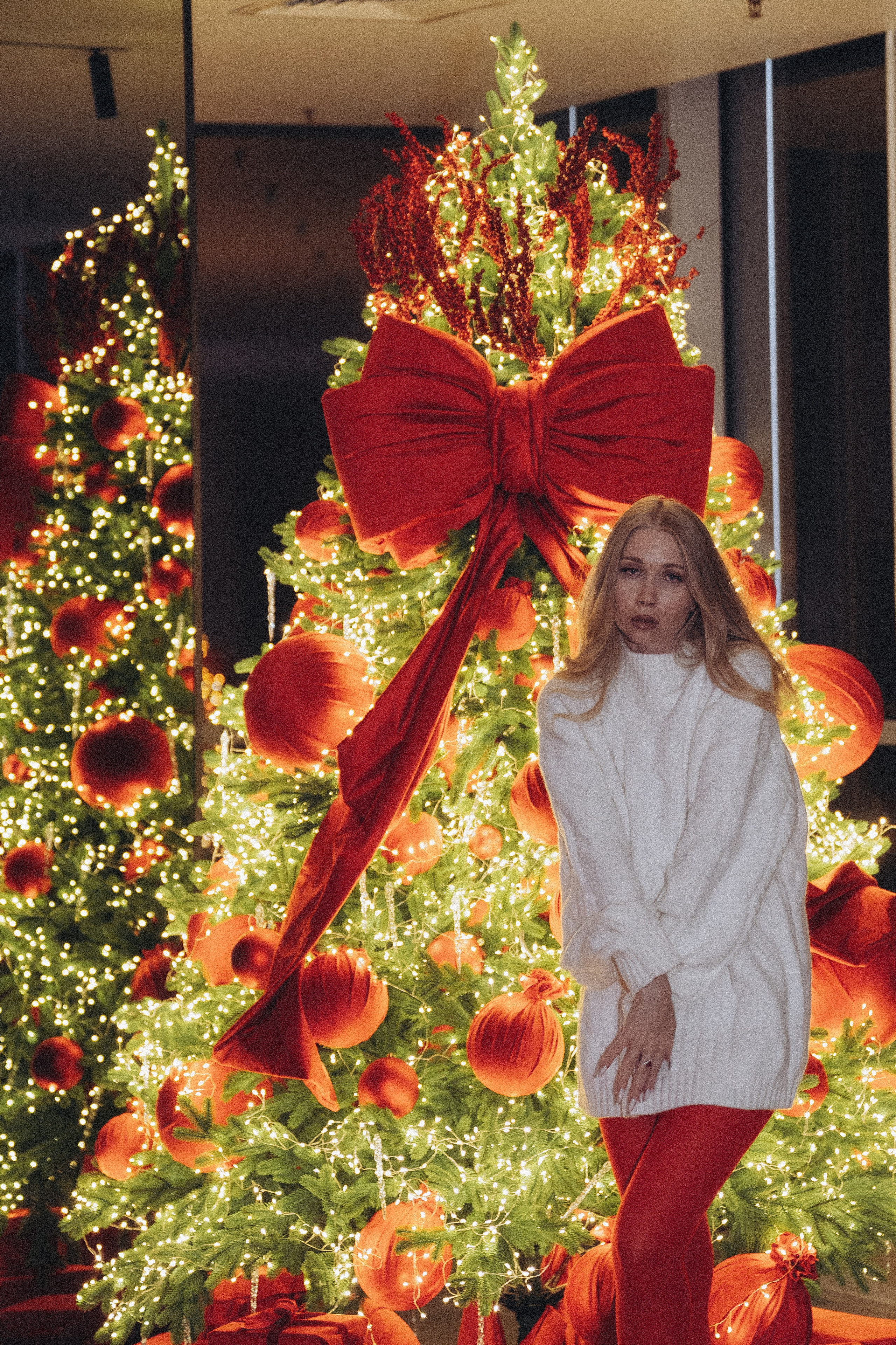 ФОТОСЕССИЯ К НОВОМУ ГОДУ В СТУДИИ С ЕЛОЧКОЙ КРАСИВЫЙ ОБРАЗ. Профессиональный фотограф, Санкт-Петербург — Виктория Богомолова