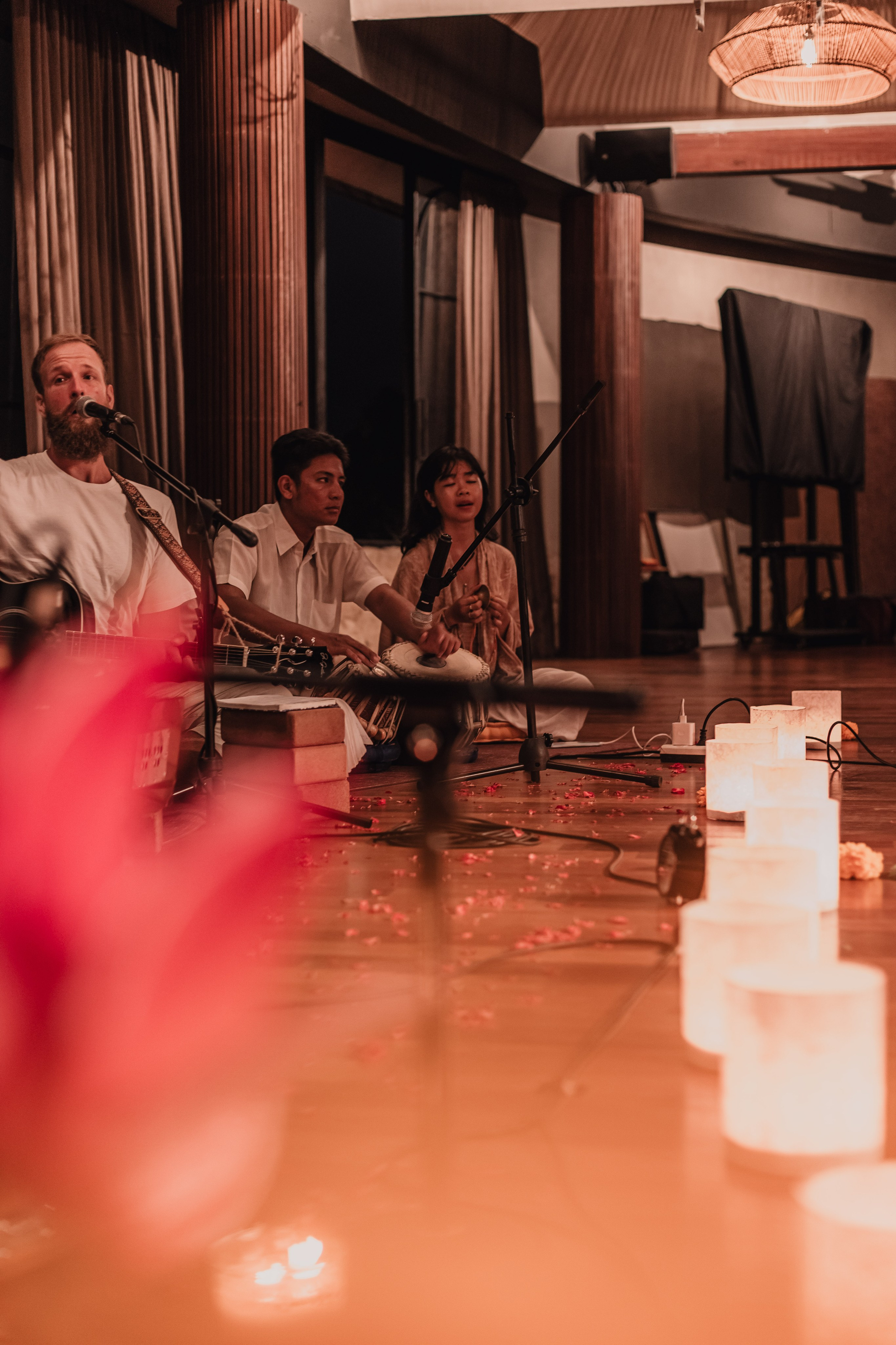 Kirtan at Soulshine nov. Мариам Багдасарян