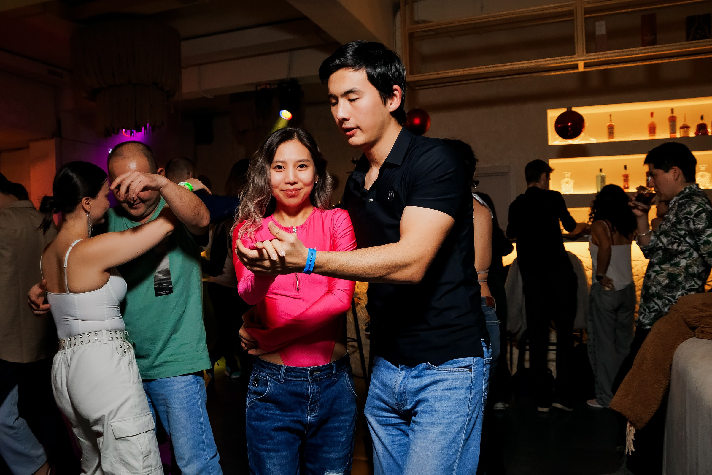 Bachata party. Репортажный фотограф в Алматы Каюпов Сержан