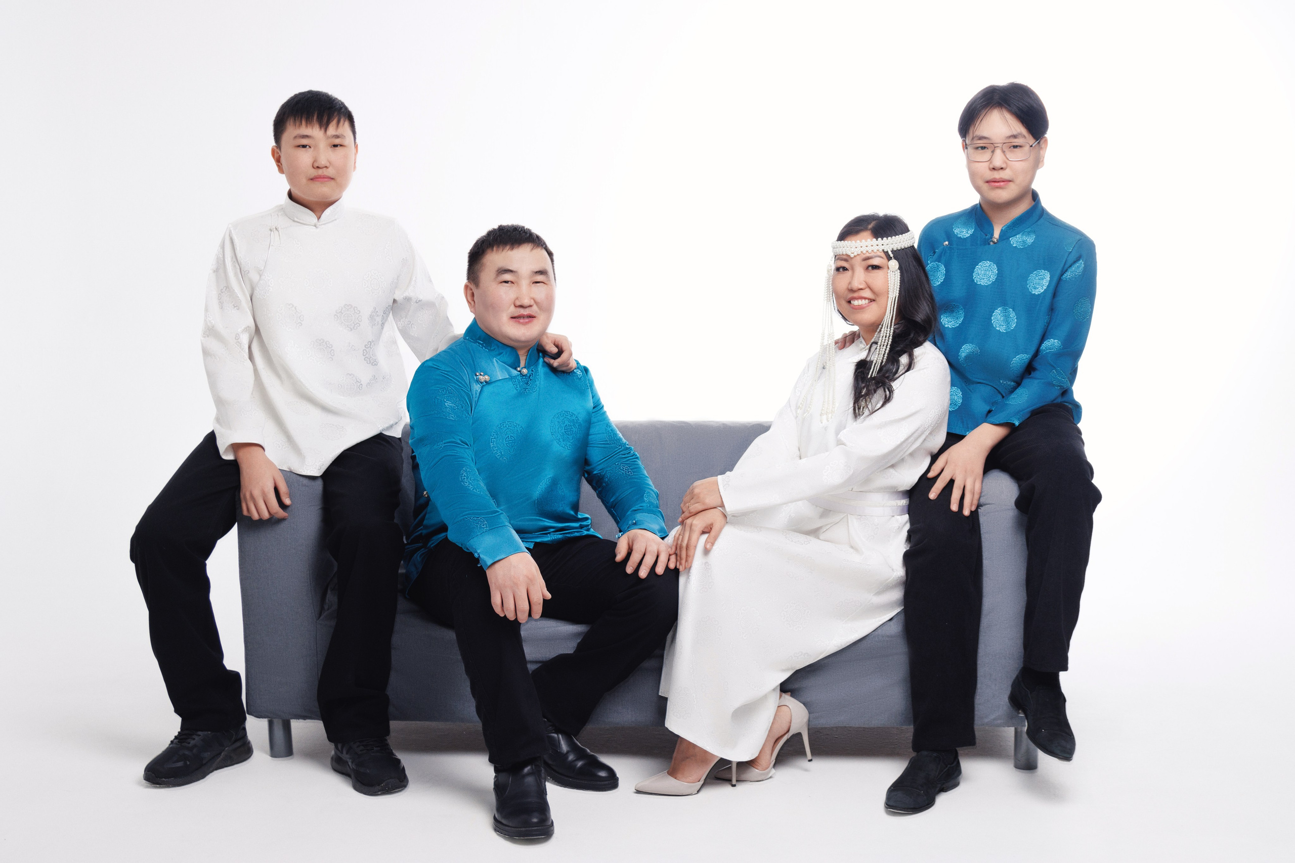 В национальном костюме. Фотограф Улан-Удэ Алексей Раднаев RAD