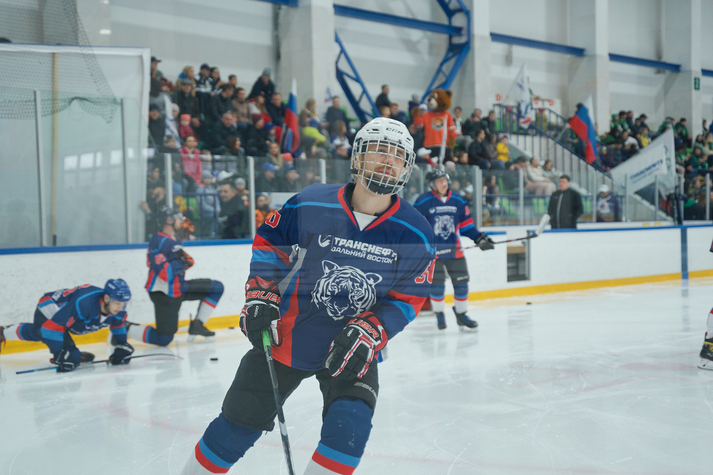 Транснефть и Газпром дружеский матч по хоккею. Фотограф в Хабаровске