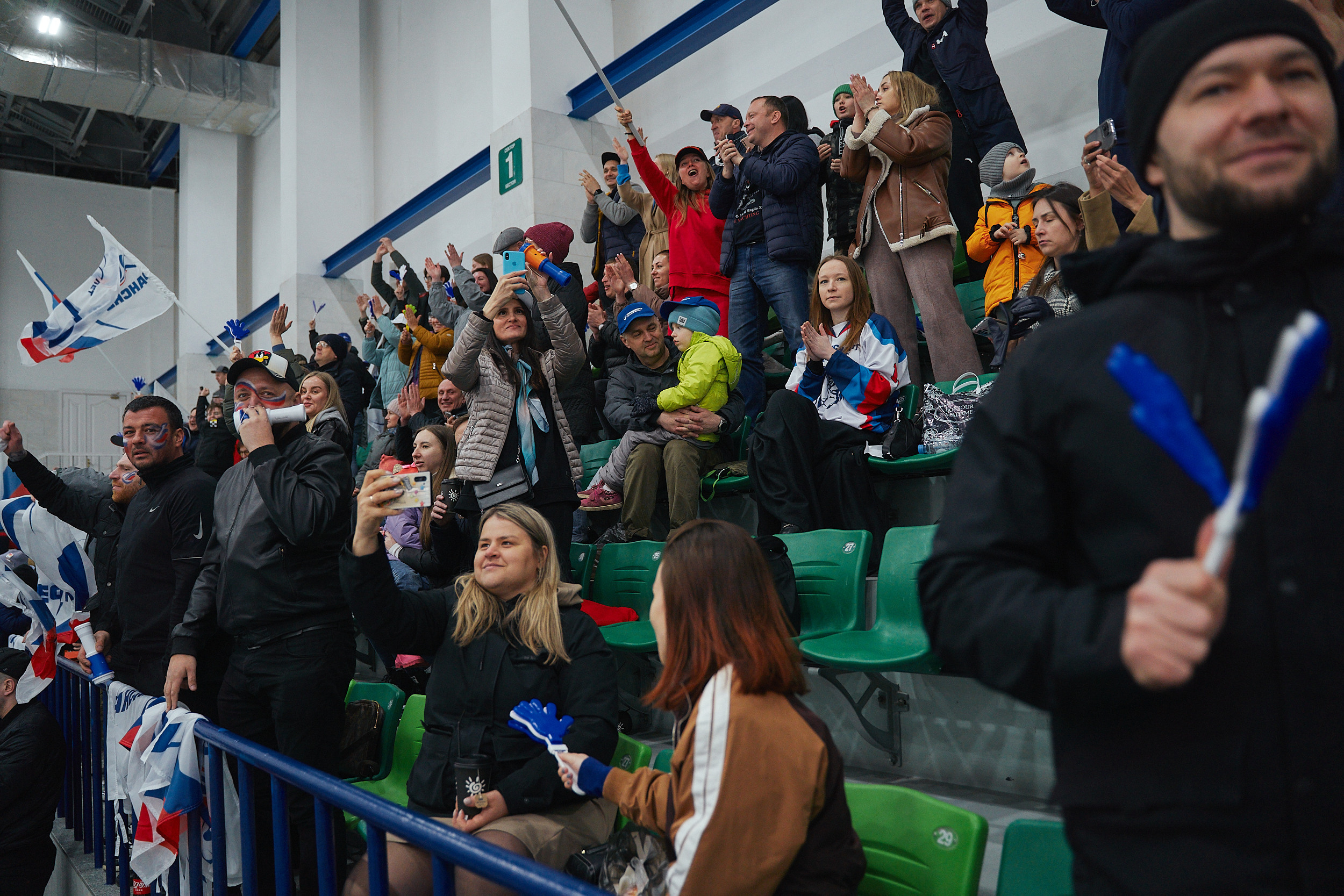 Транснефть и Газпром дружеский матч по хоккею. Фотограф в Хабаровске