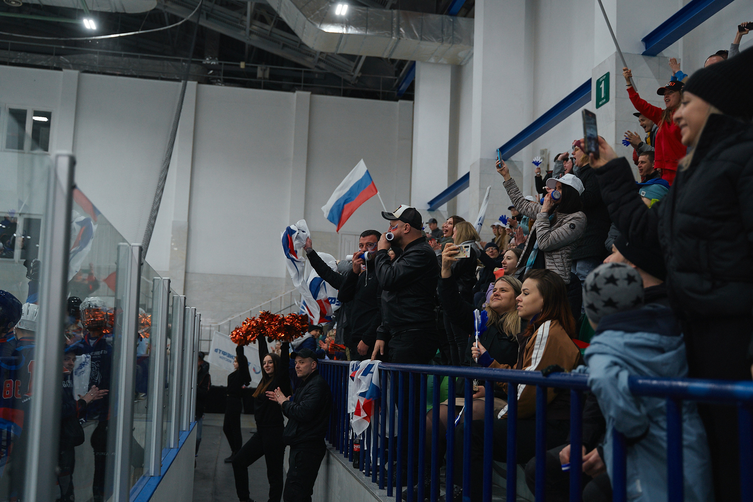 Транснефть и Газпром дружеский матч по хоккею. Фотограф в Хабаровске