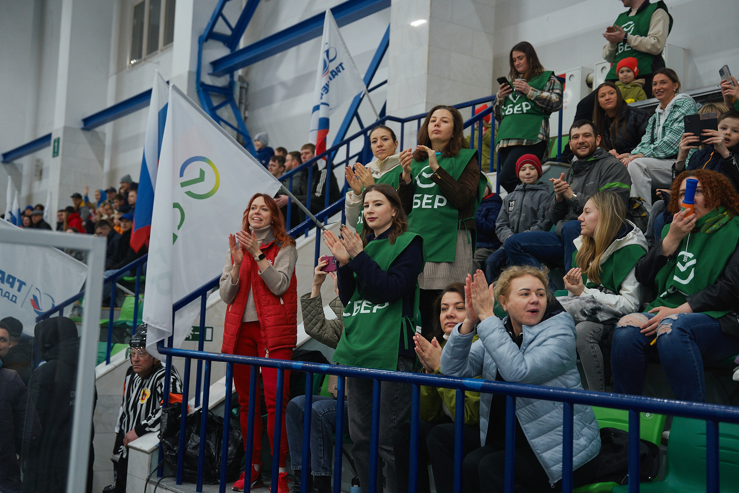 Транснефть и Газпром дружеский матч по хоккею. Фотограф в Хабаровске