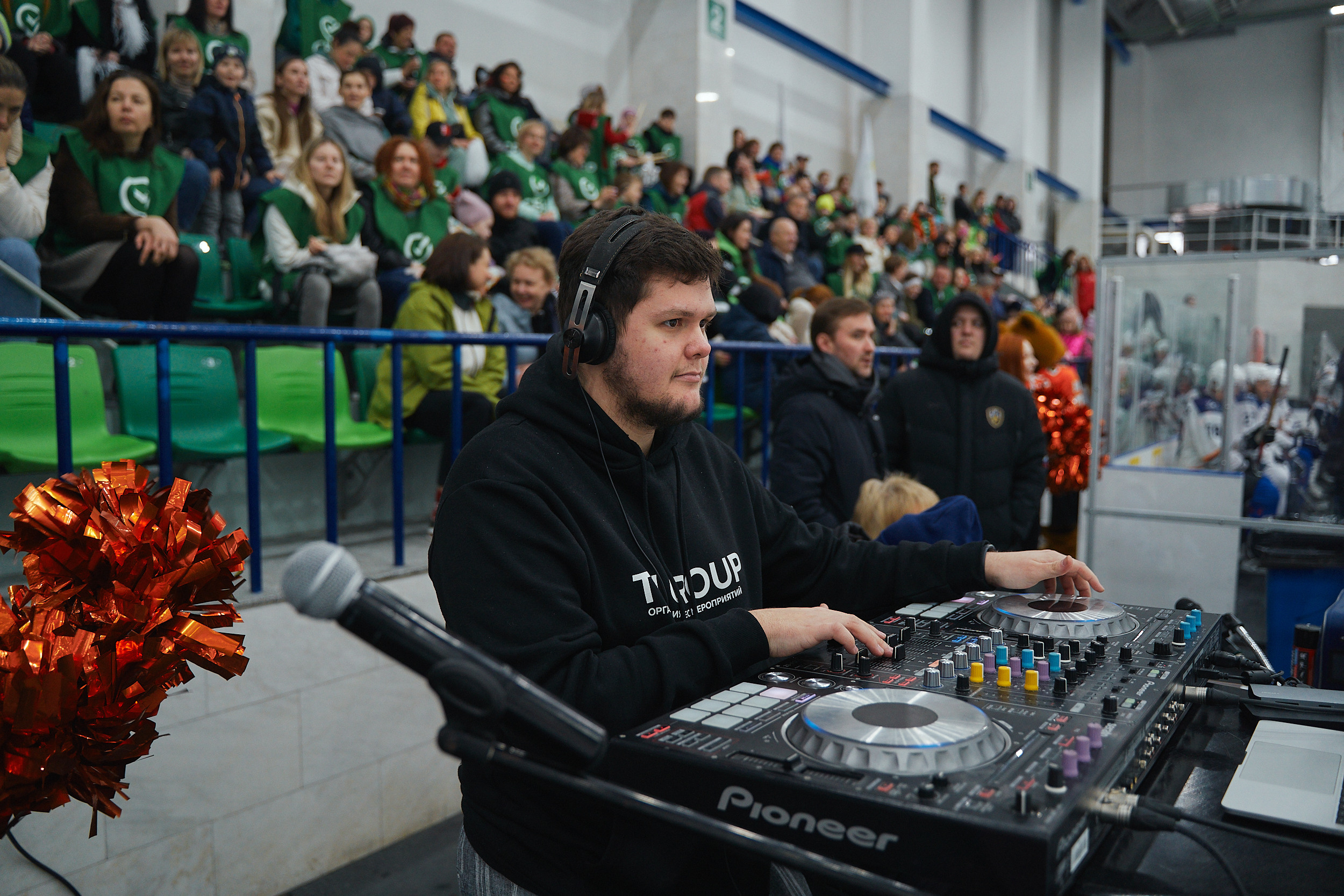 Транснефть и Газпром дружеский матч по хоккею. Фотограф в Хабаровске