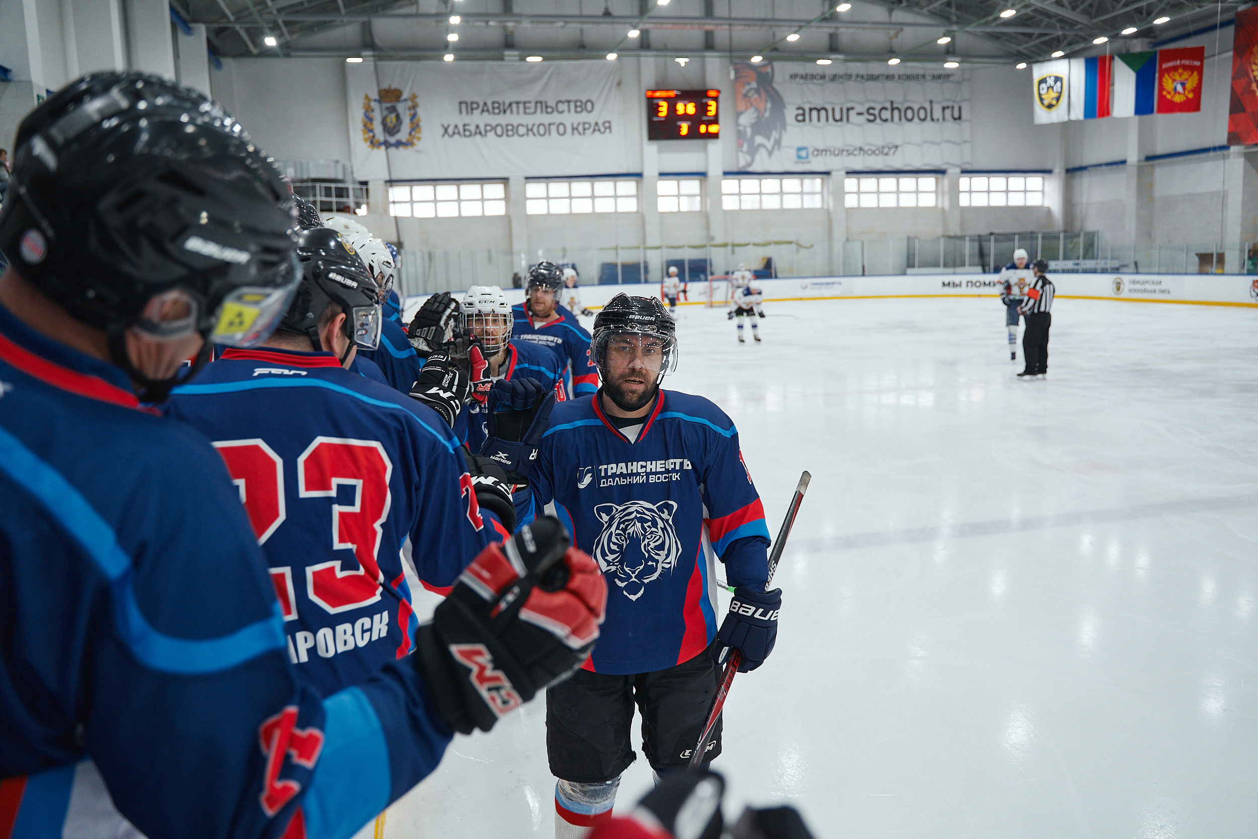 Транснефть и Газпром дружеский матч по хоккею. Фотограф в Хабаровске