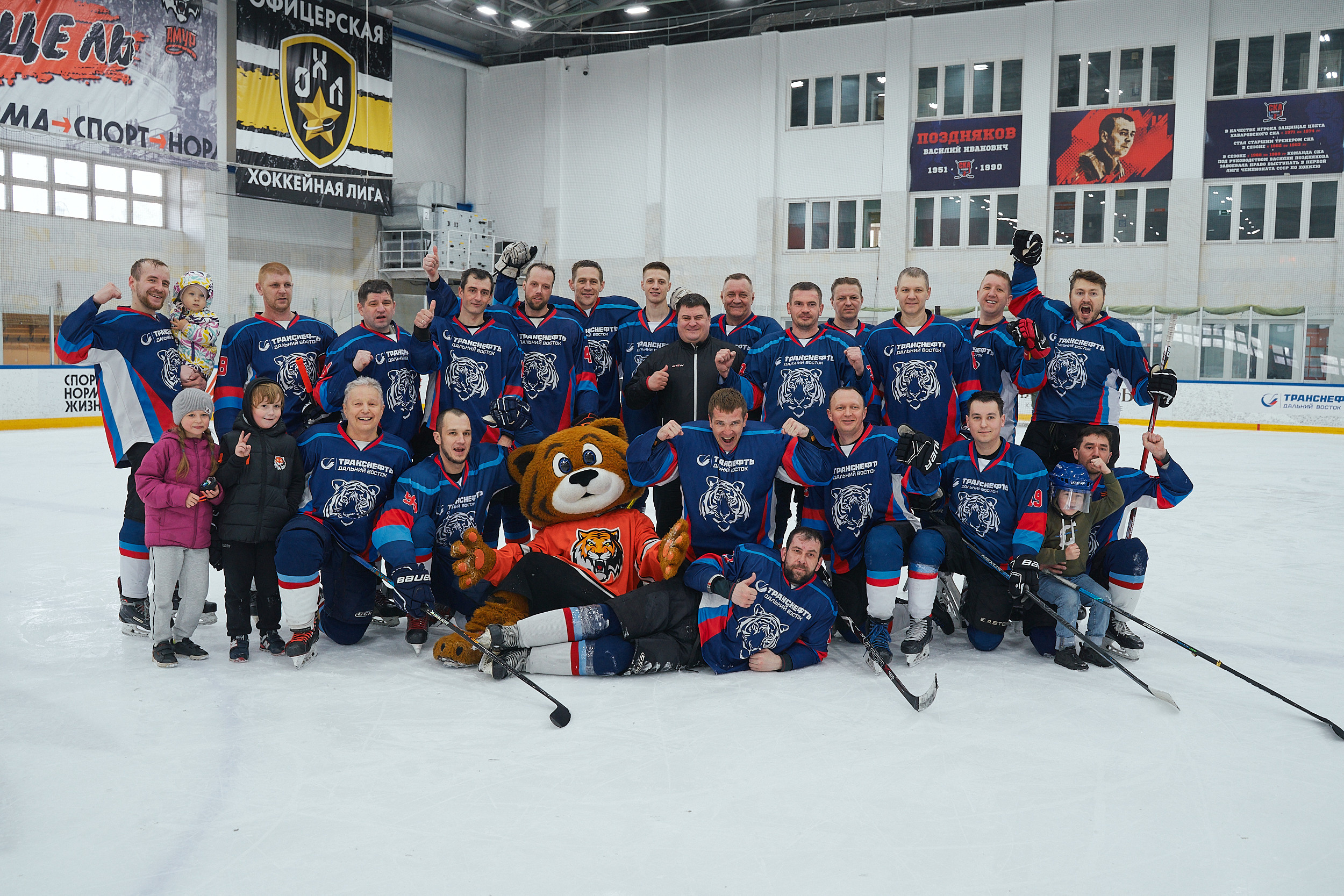 Транснефть и Газпром дружеский матч по хоккею. Фотограф в Хабаровске