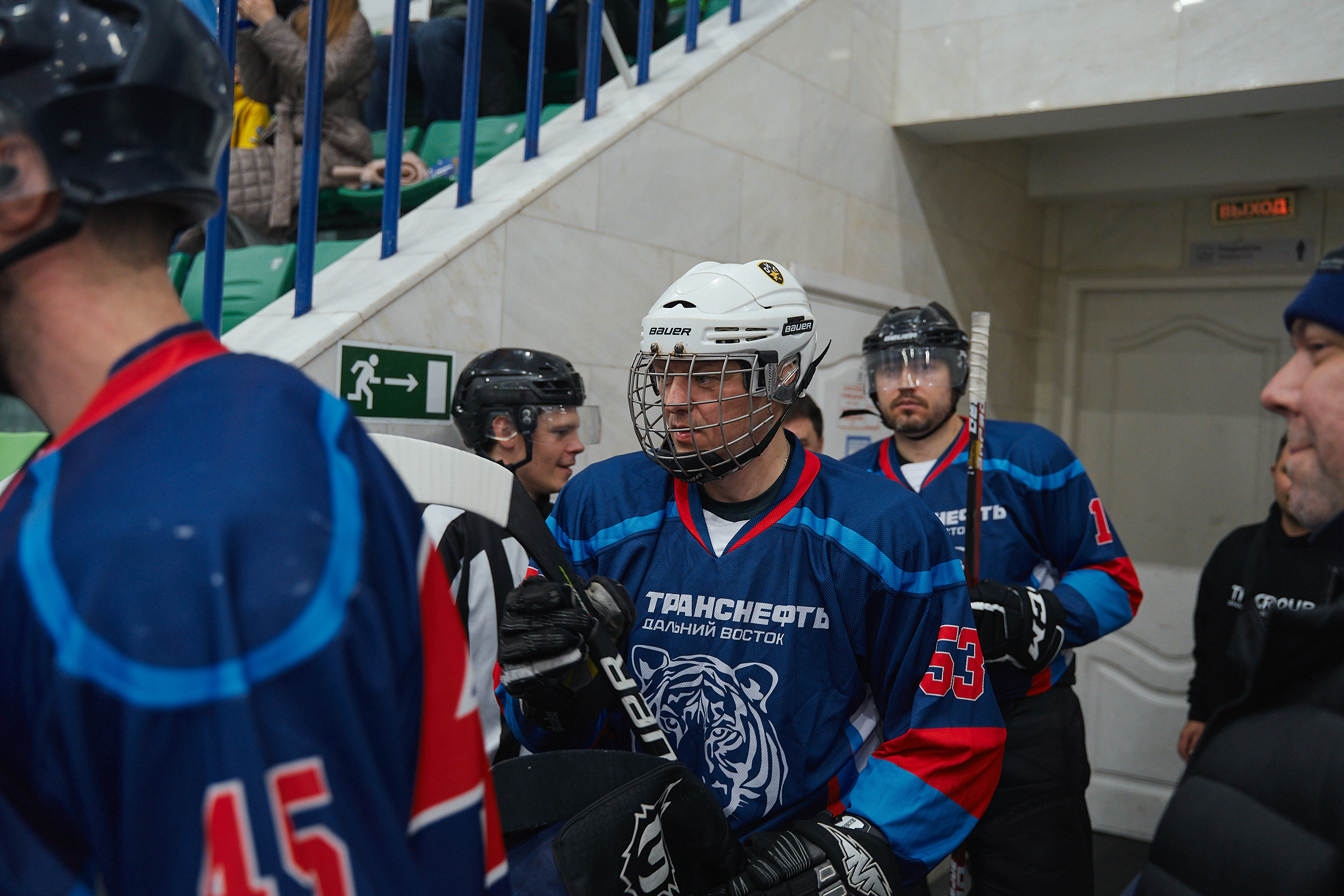 Транснефть и Газпром дружеский матч по хоккею. Фотограф в Хабаровске