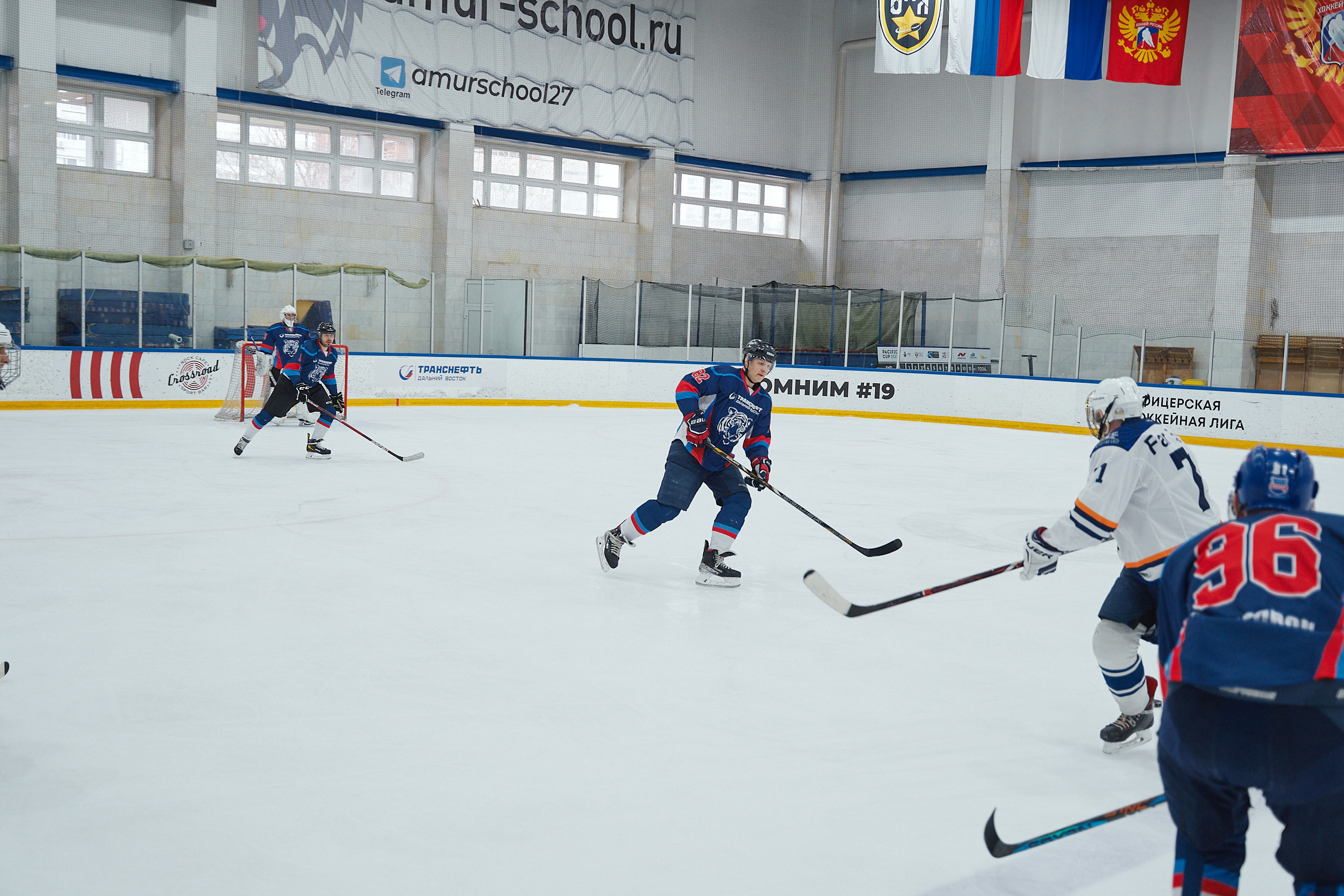 Транснефть и Газпром дружеский матч по хоккею. Фотограф в Хабаровске