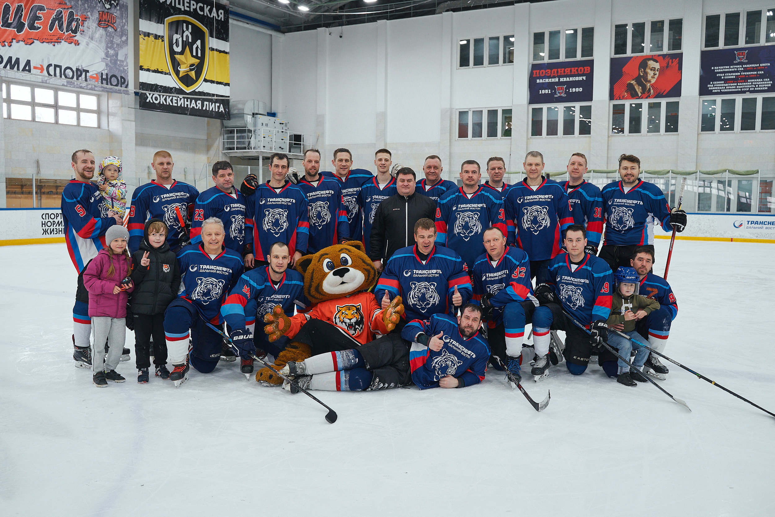 Транснефть и Газпром дружеский матч по хоккею. Фотограф в Хабаровске